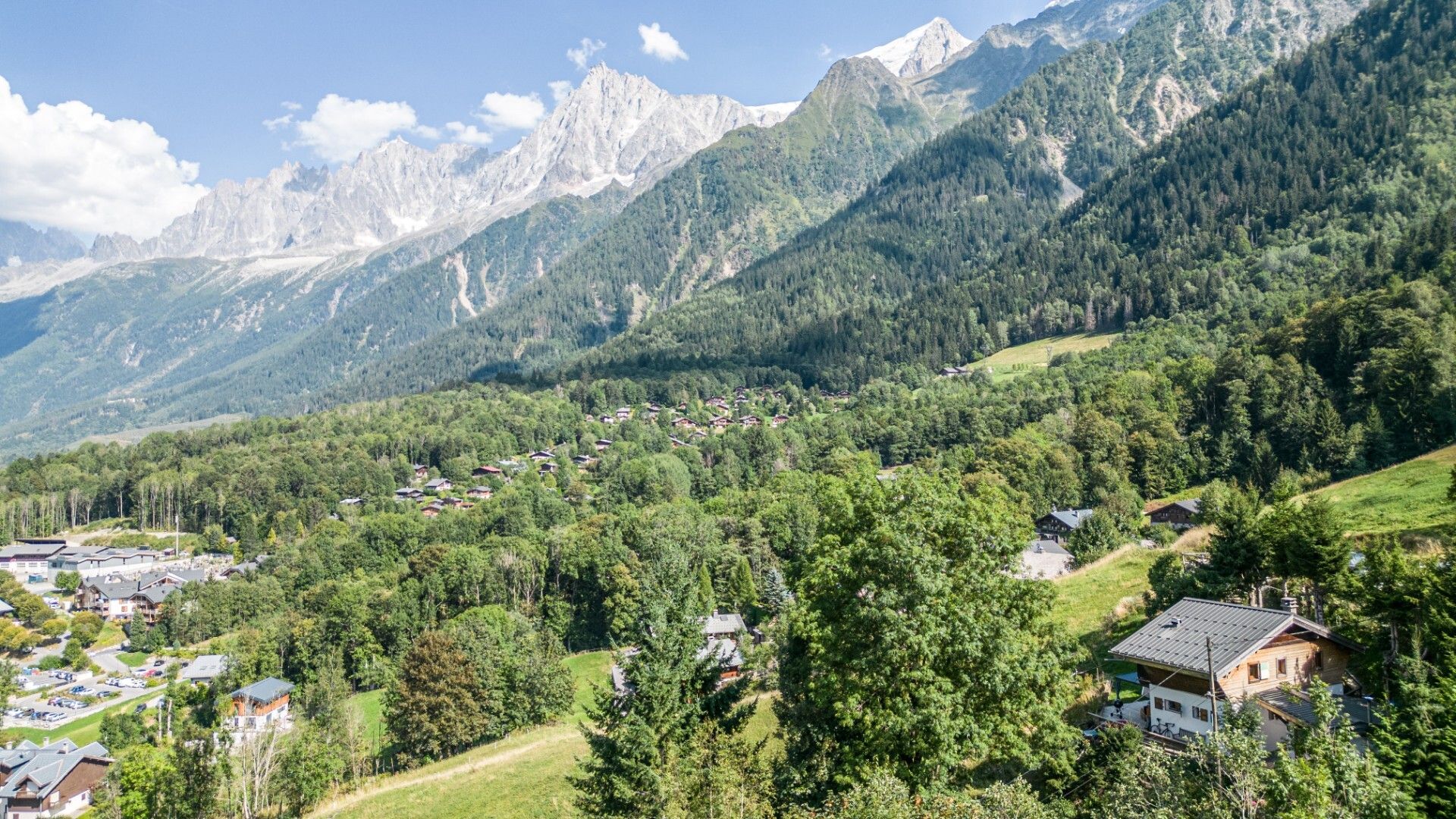 casa en Les Houches, Auvergne-Rhône-Alpes 12246329