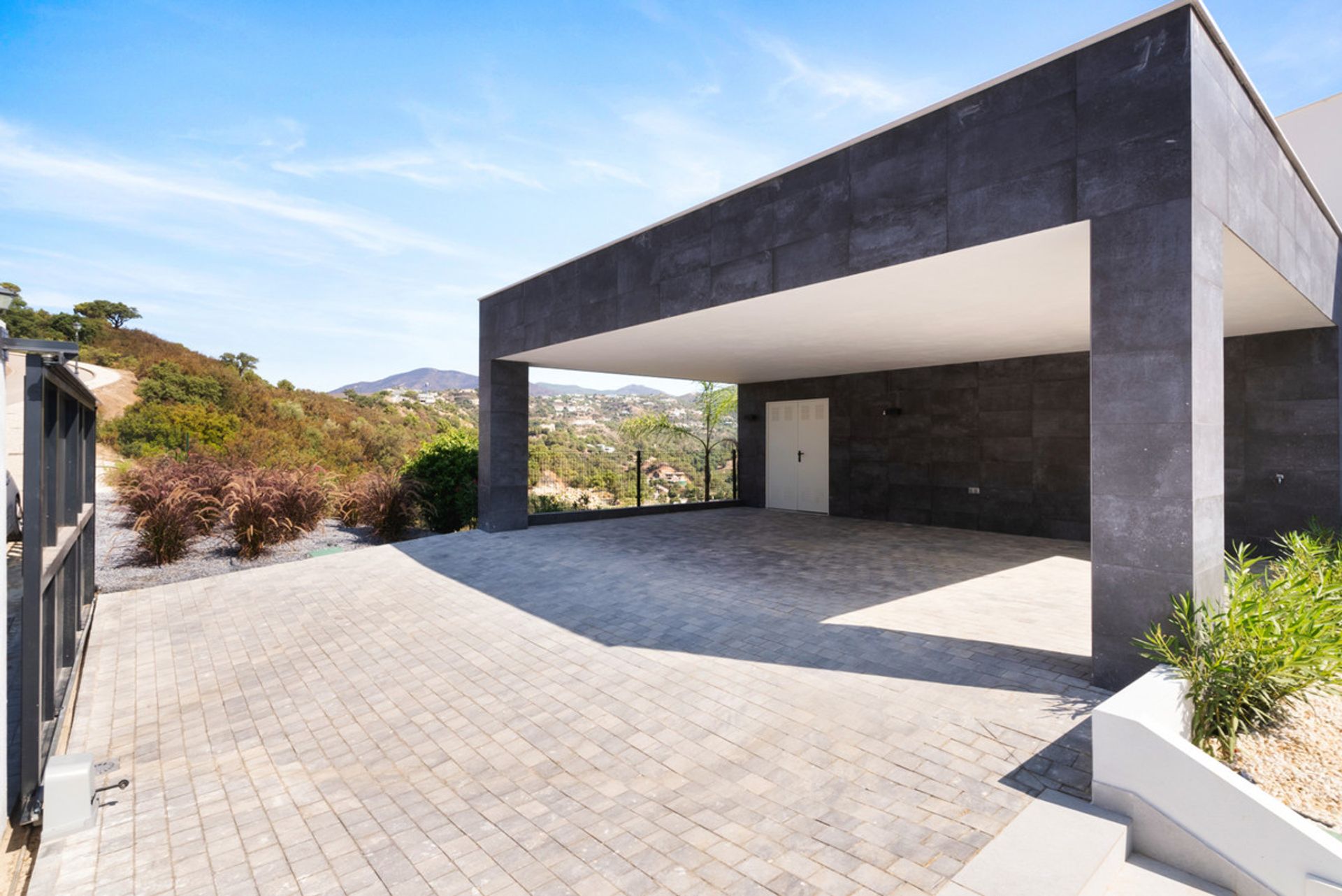 House in Benahavís, Andalusia 12246535