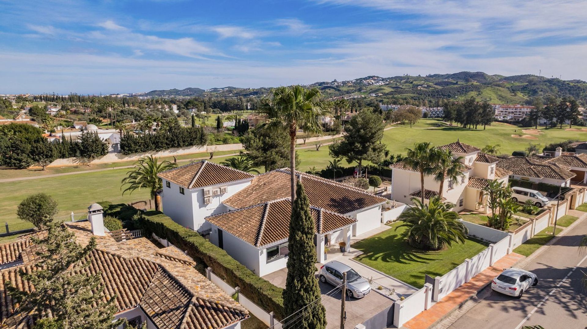 Будинок в Las Lagunas de Mijas, Andalucía 12246694