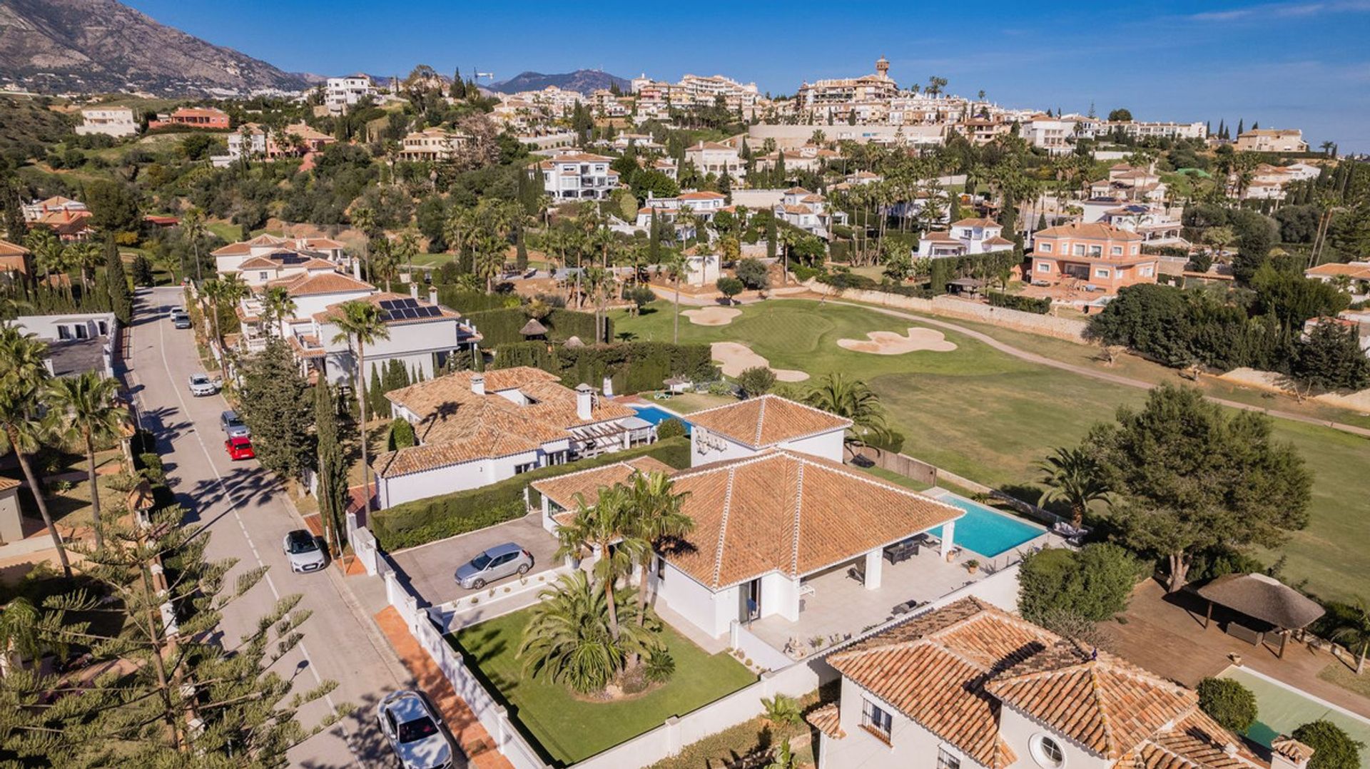 Будинок в Las Lagunas de Mijas, Andalucía 12246694