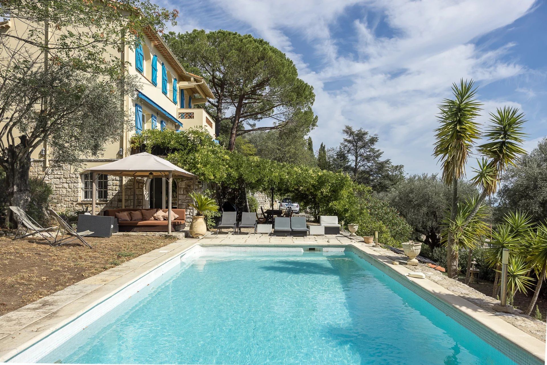 Casa nel Chateauneuf-Grasse, Provenza-Alpi-Costa Azzurra 12246975