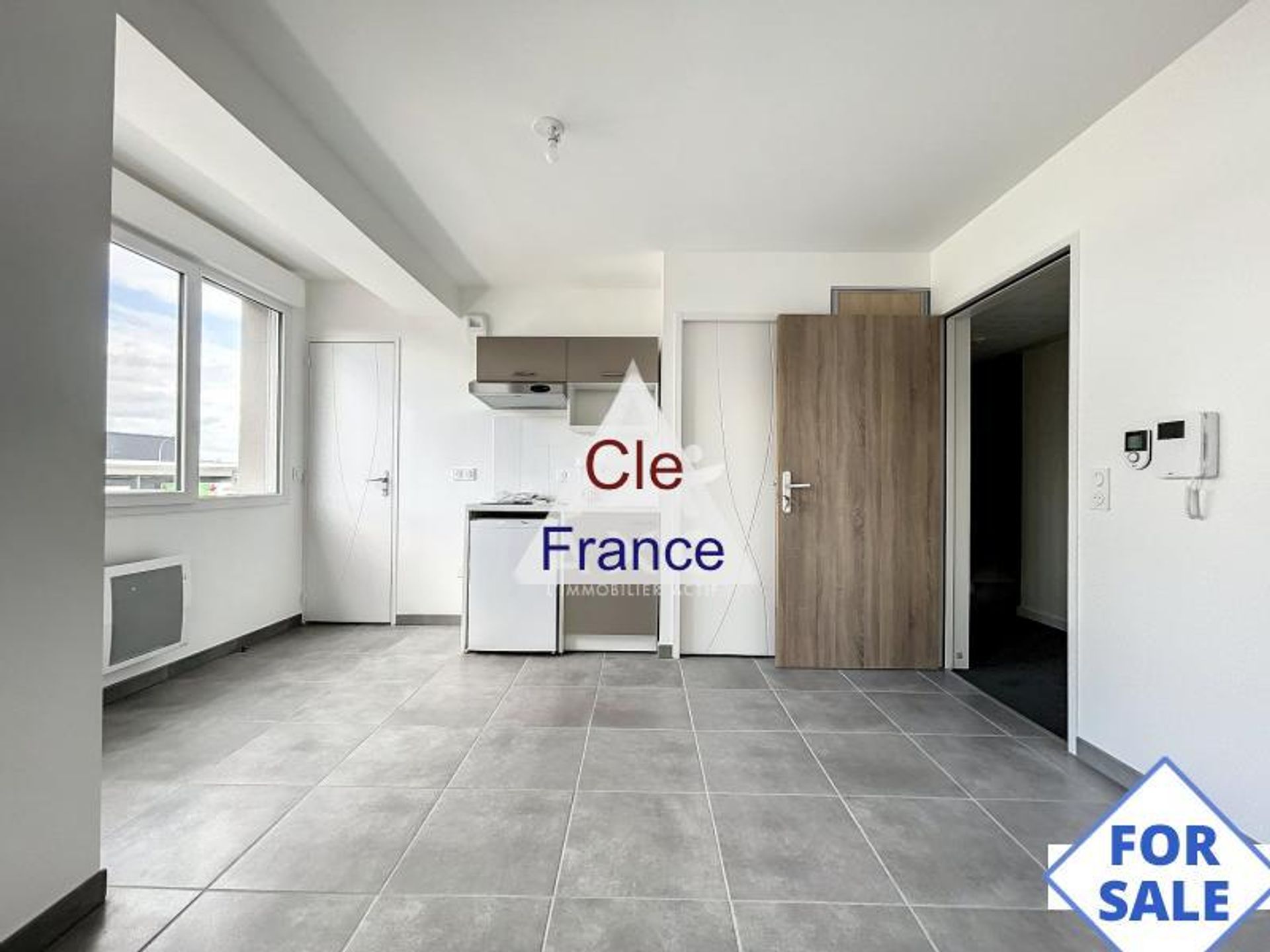 Condominio en Écouflant, Pays de la Loire 12247970