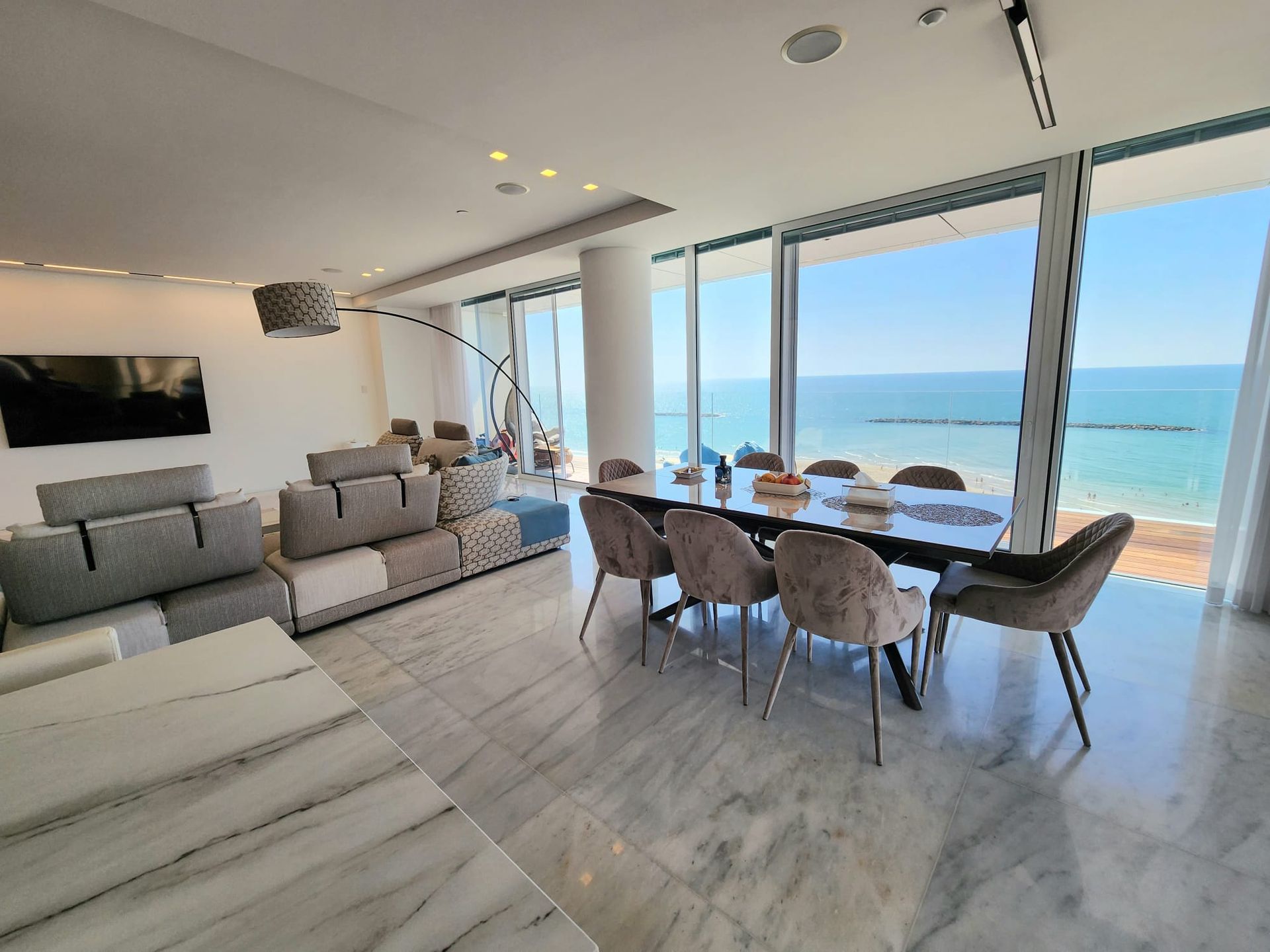 Condominium dans Tel Aviv-Yafo, 55 HaYarkon Street 12248904