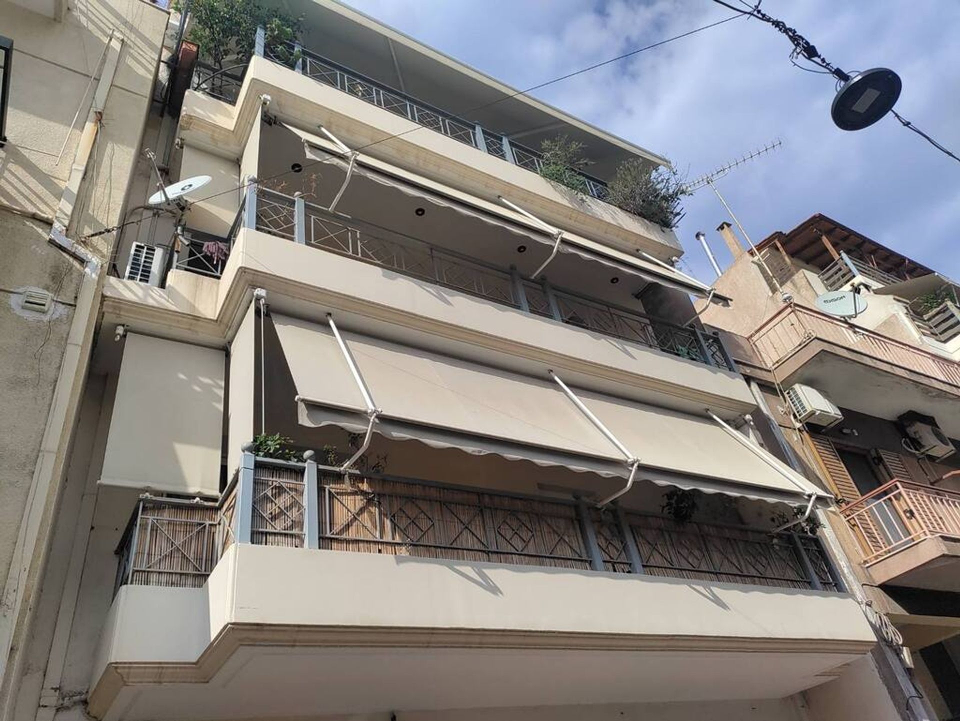 Condominium in Athina,  12249084