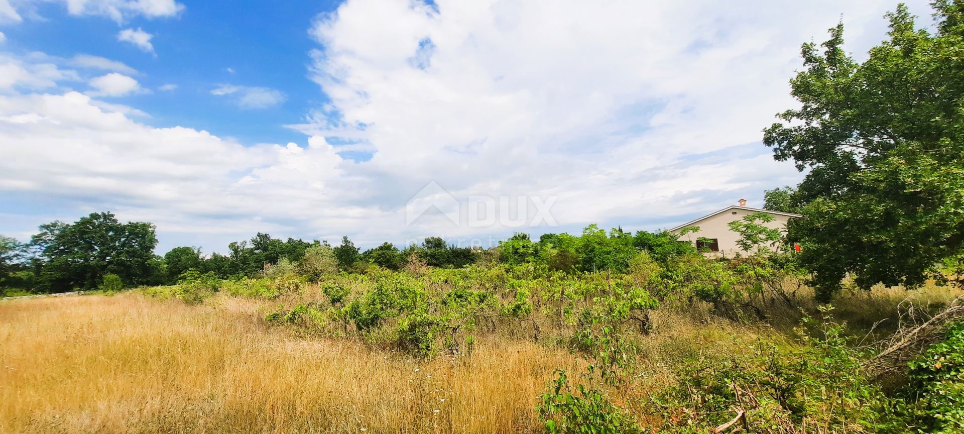 Land in Kanfanar, Istarska Zupanija 12249096