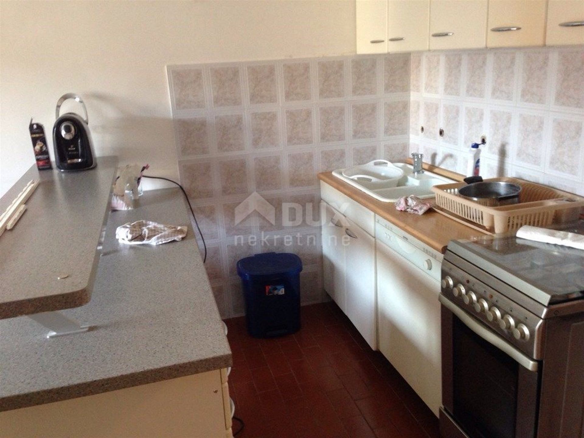 Condominio en Biograd na Moru, Zadarska Županija 12249106