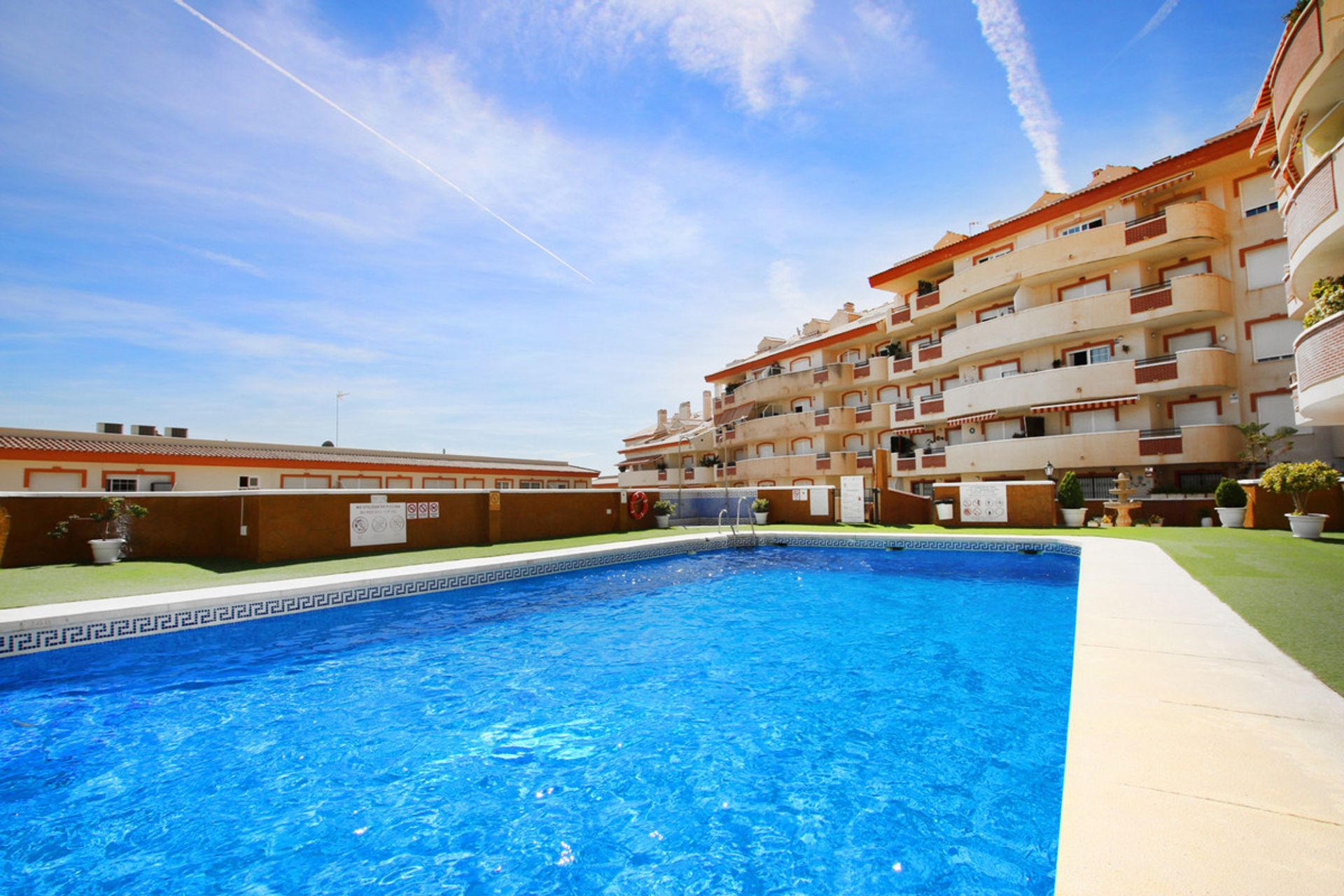 Condominio nel Benalmádena, Andalusia 12250705