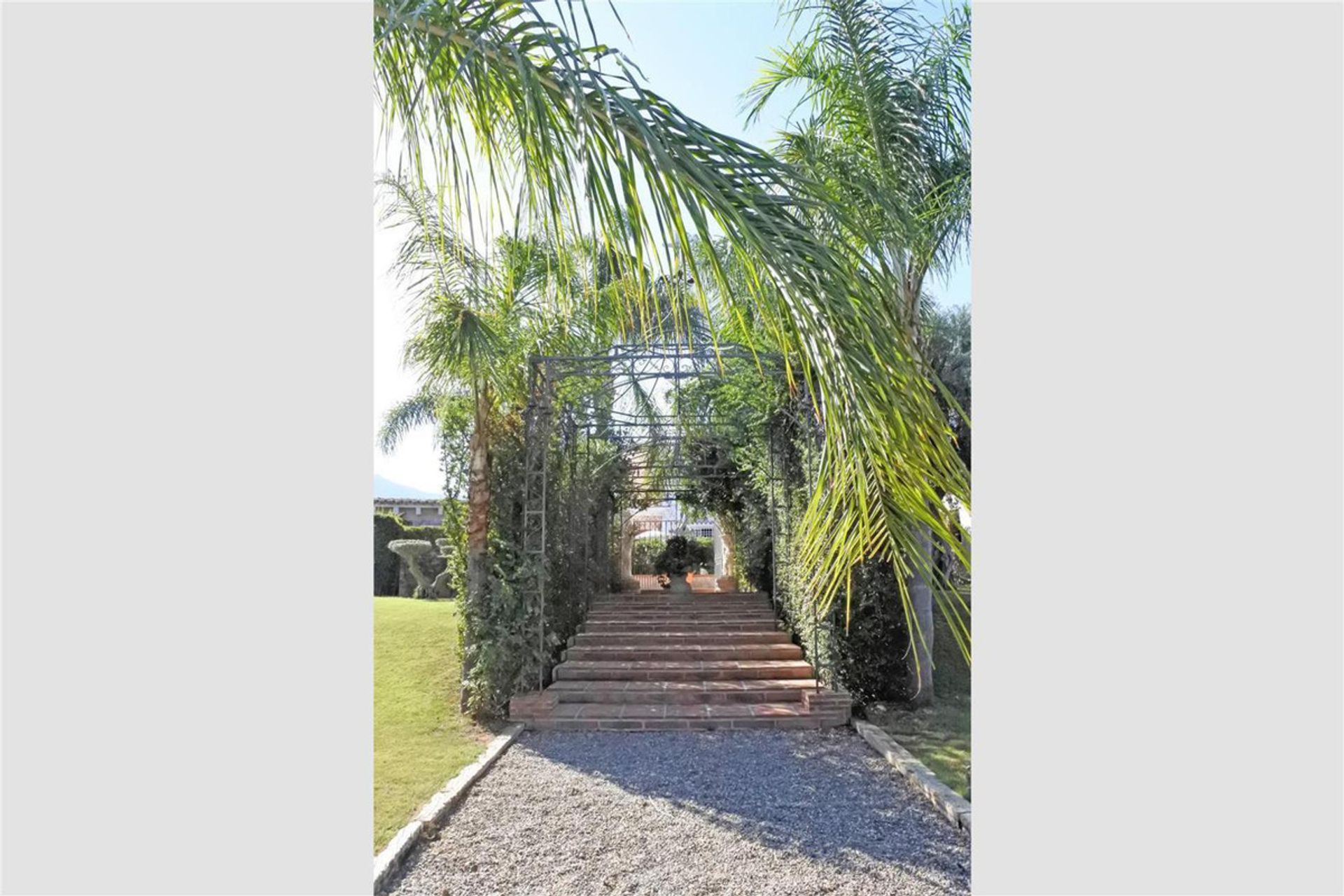 casa en Alhaurín el Grande, Andalusia 12250741