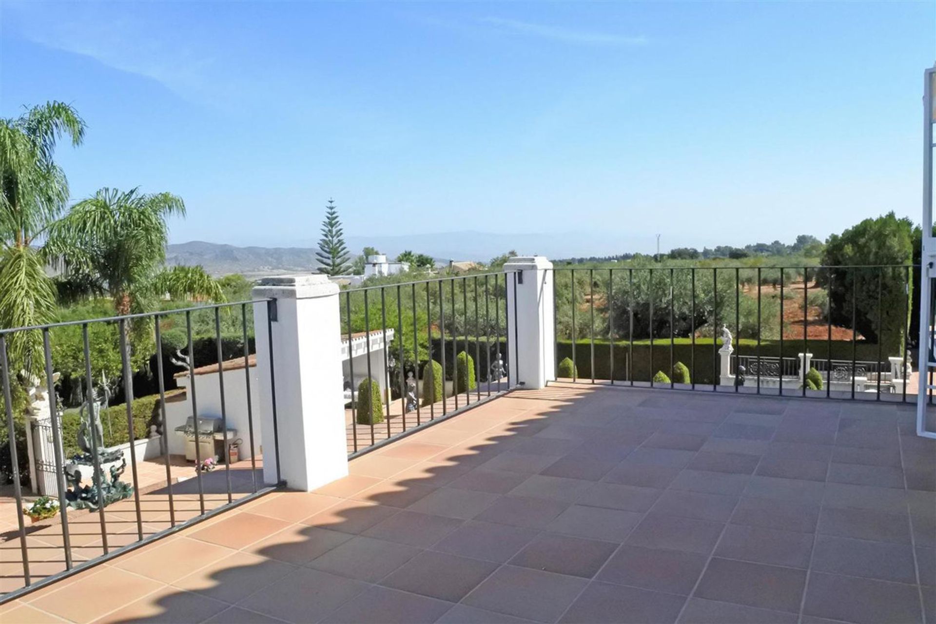 casa en Alhaurín el Grande, Andalusia 12250741