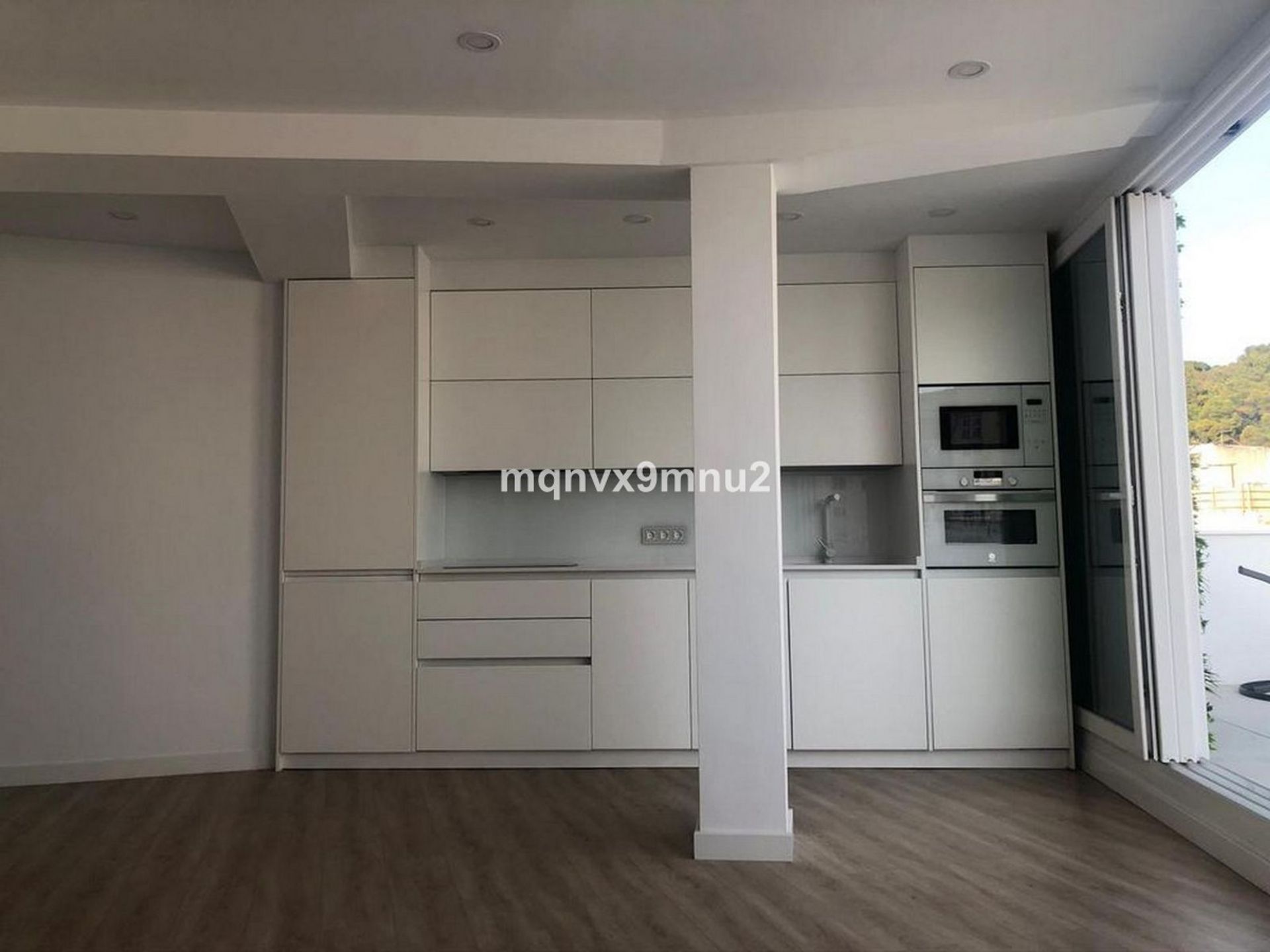 Condominio en , Andalusia 12250798