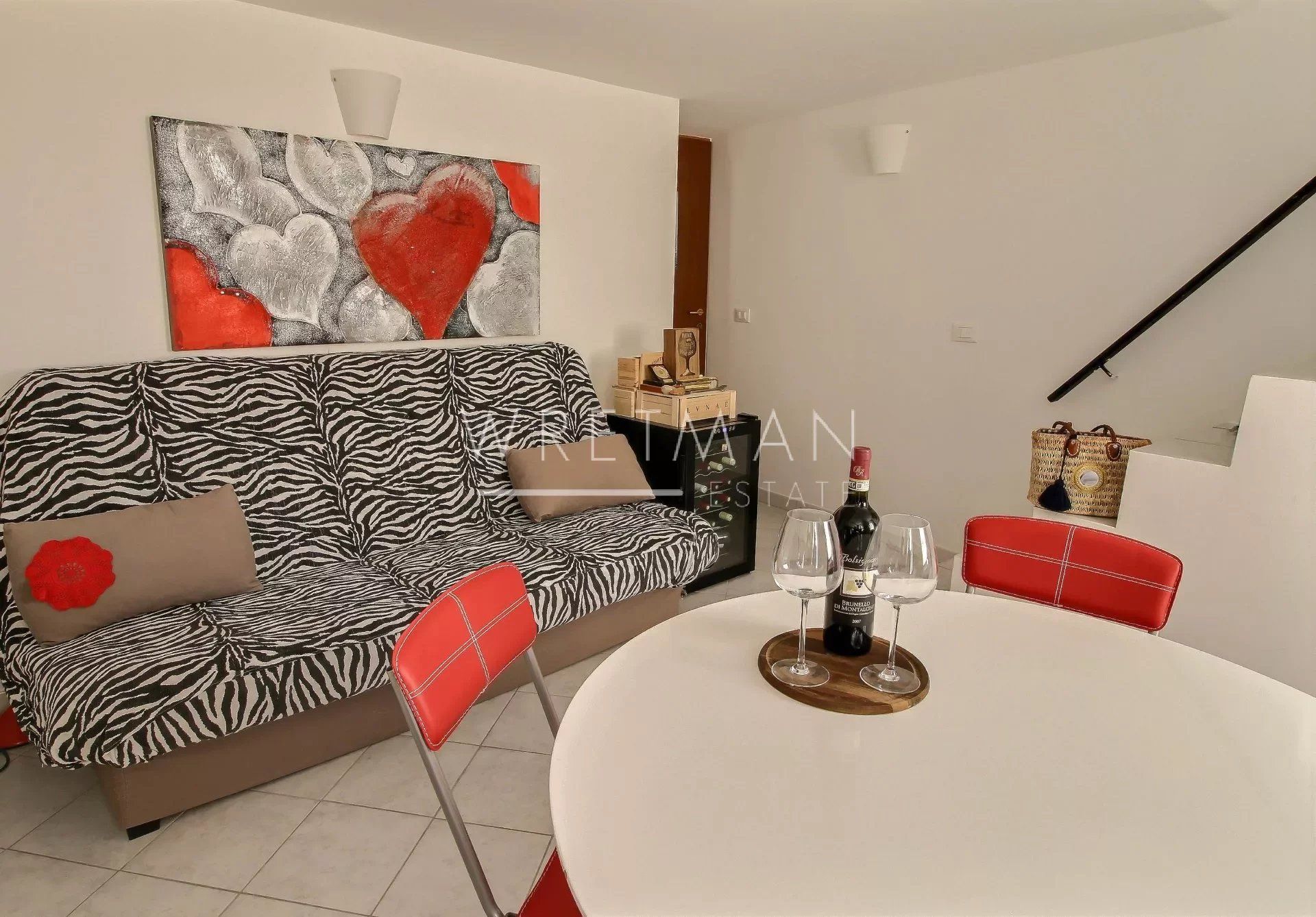 Condominium in Menton, Alpes-Maritimes 12251896