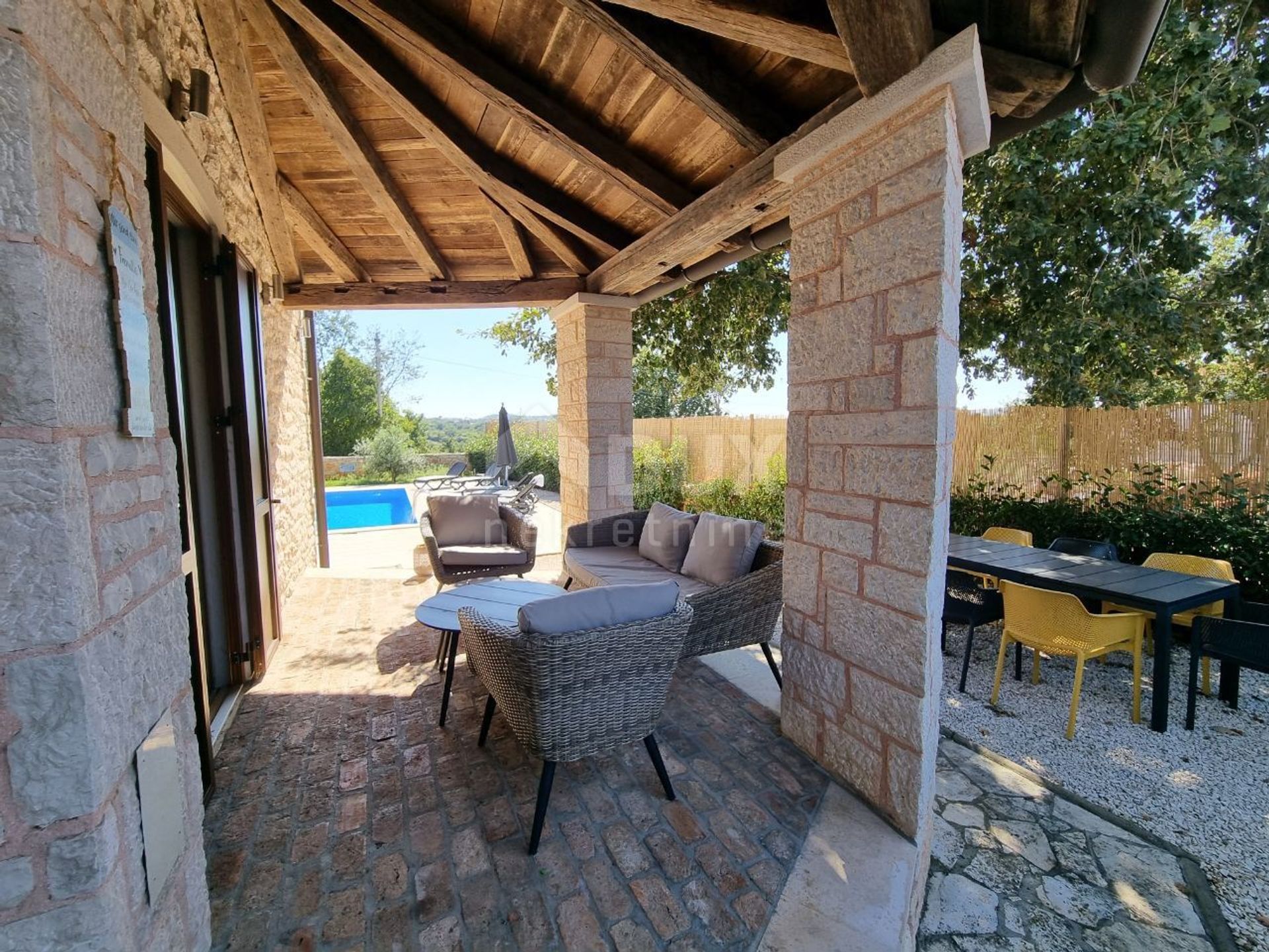 Hus i Sveti Lovreč, Istria County 12252471