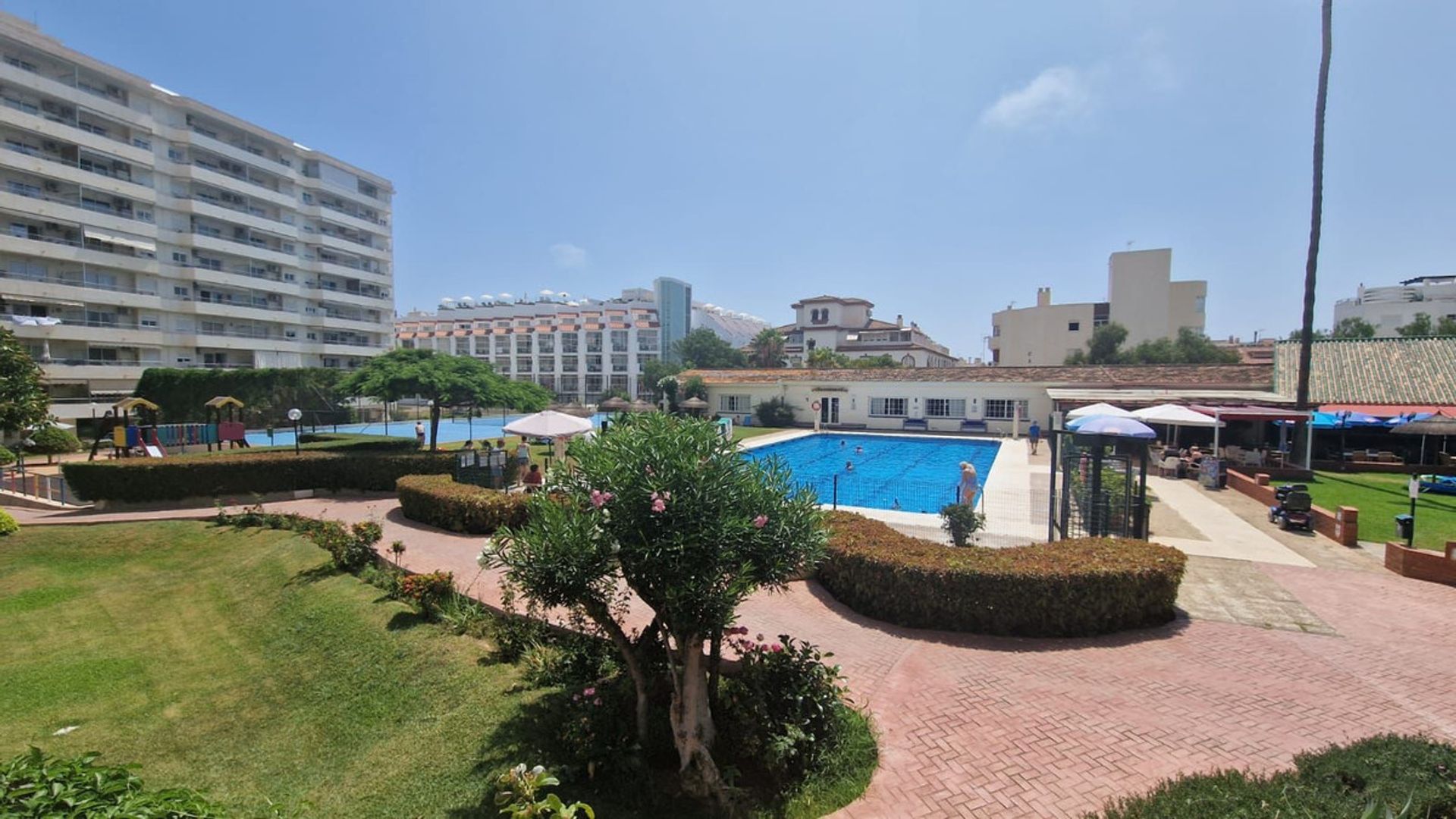 Condominium in Torremolinos, Andalusië 12254484