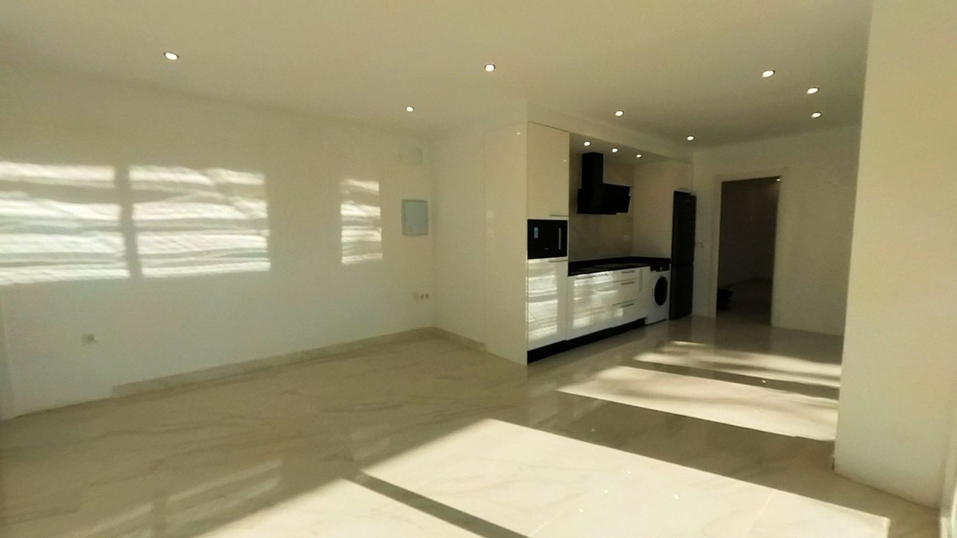 Condominium in Torremolinos, Andalusië 12254484