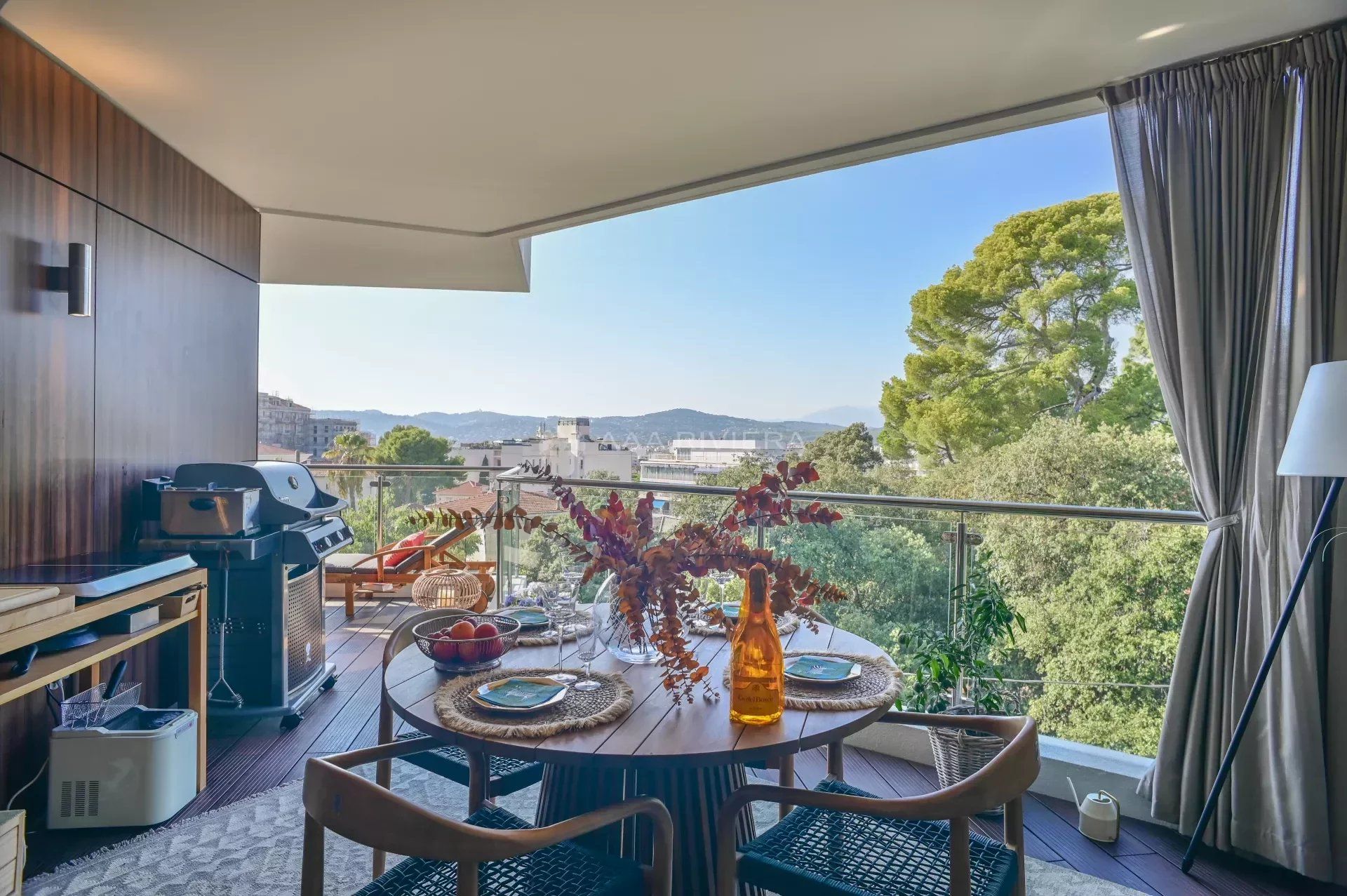 Residential in Antibes, Alpes-Maritimes 12255404