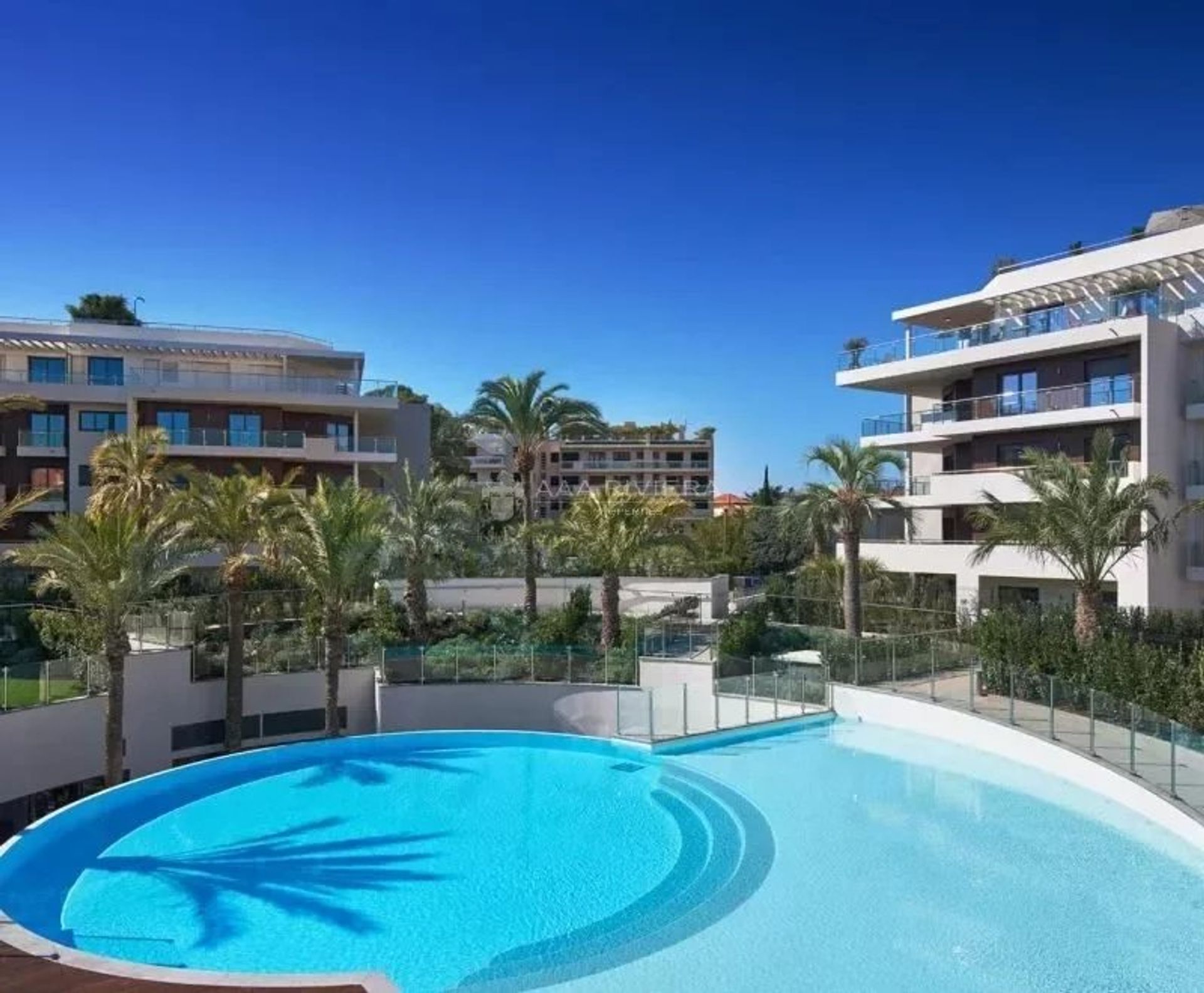 Residenziale nel Antibes, Alpes-Maritimes 12255404