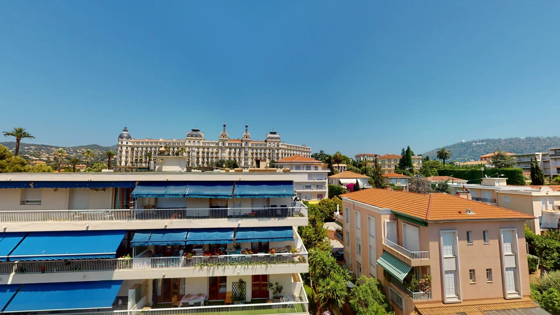 Condominium in Nice, Alpes-Maritimes 12255461