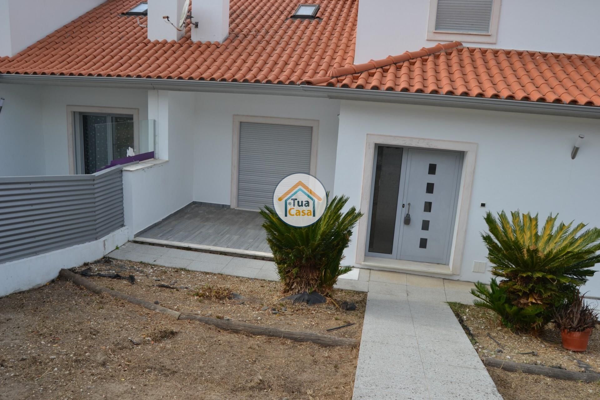 rumah dalam , Leiria District 12256065