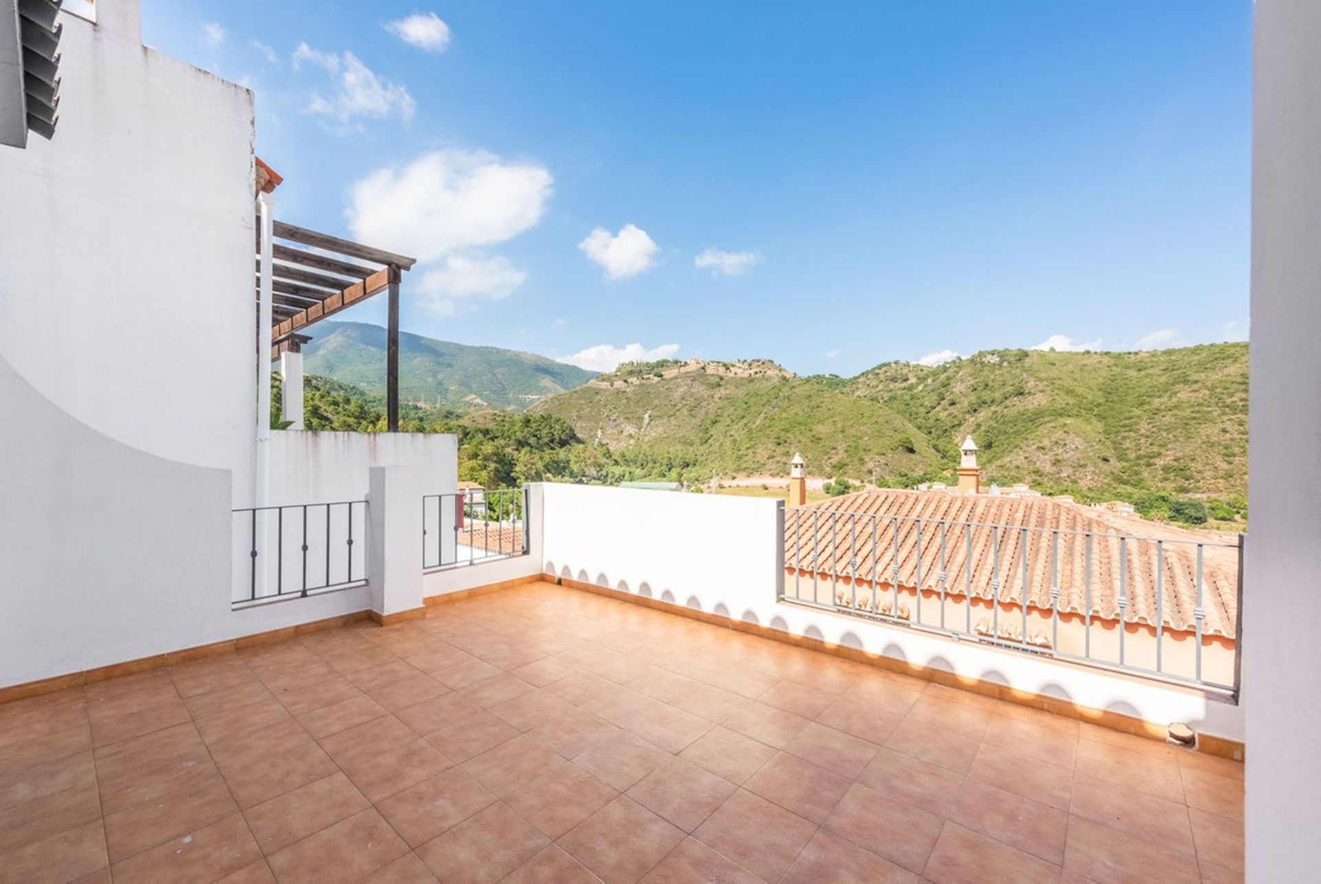 Condominio en Benahavís, Andalusia 12257203