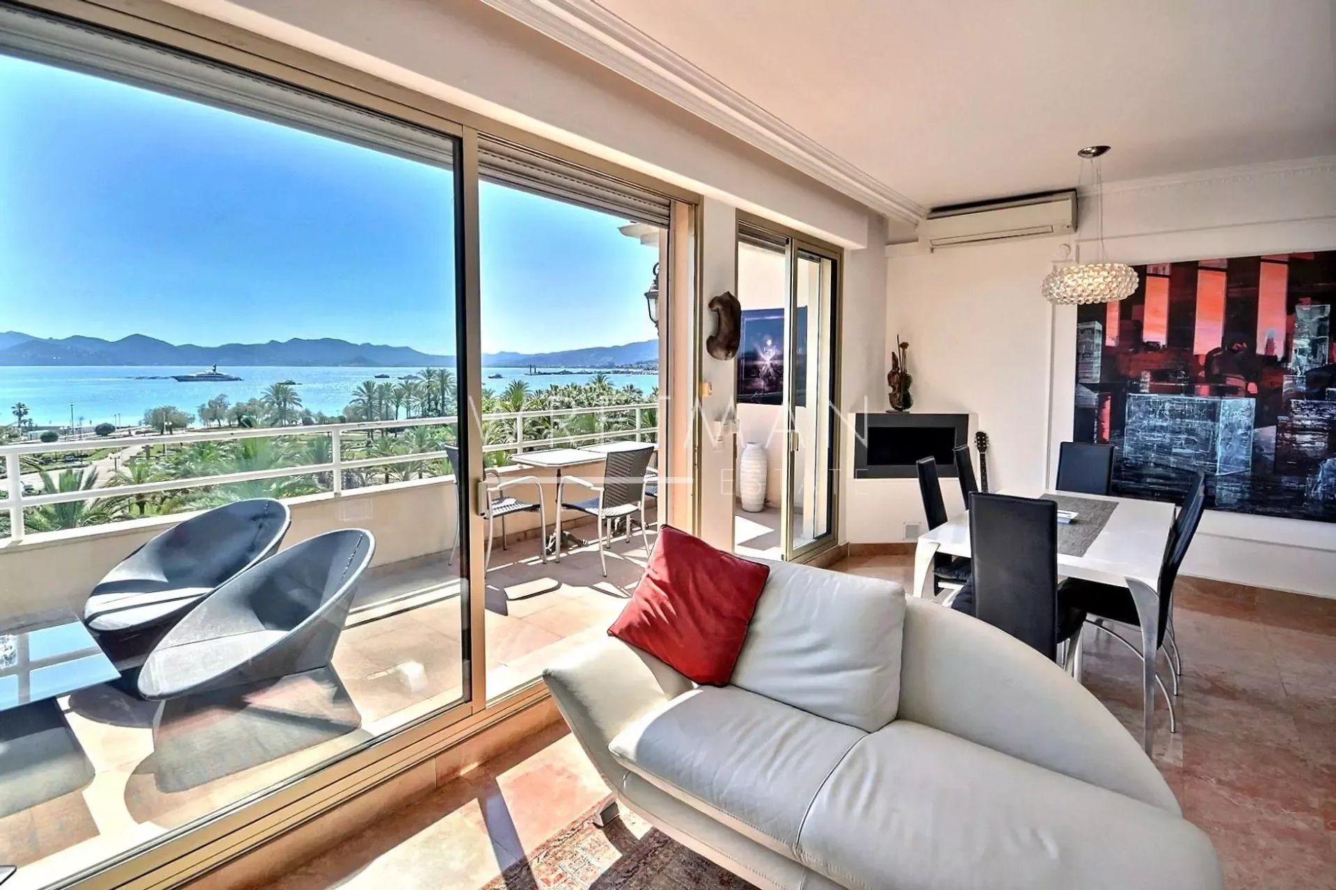 Condominium dans Cannes, Alpes-Maritimes 12258551