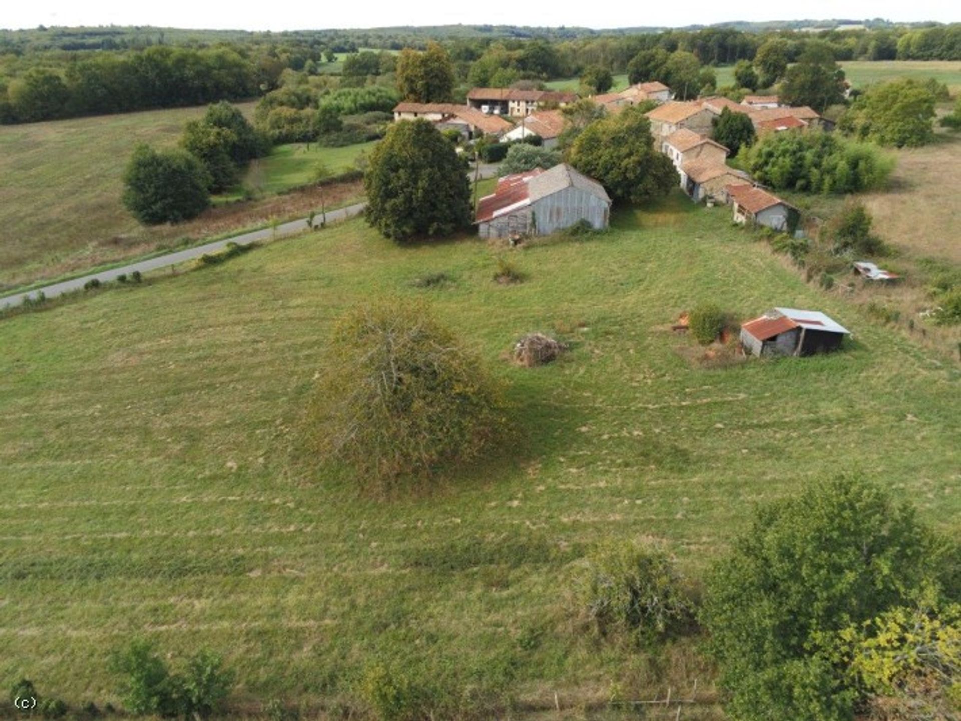 Casa nel Champagne-Mouton, Nouvelle-Aquitaine 12261230