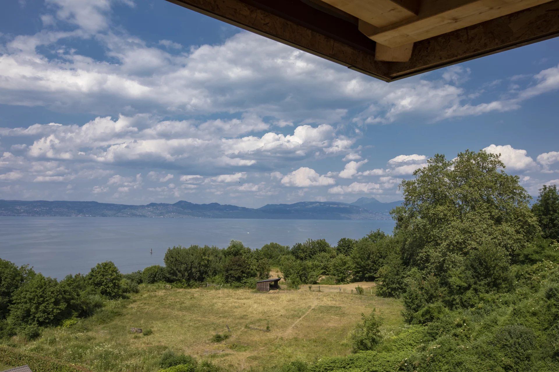 公寓 在 Évian-les-Bains, Haute-Savoie 12263272