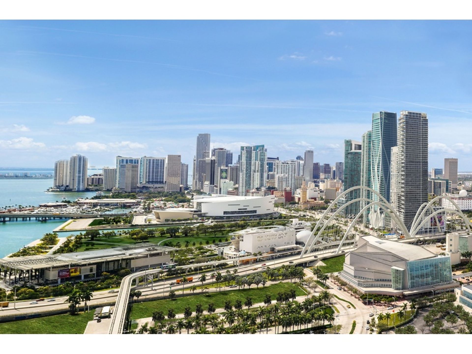 公寓 在 Miami, Florida 12263645