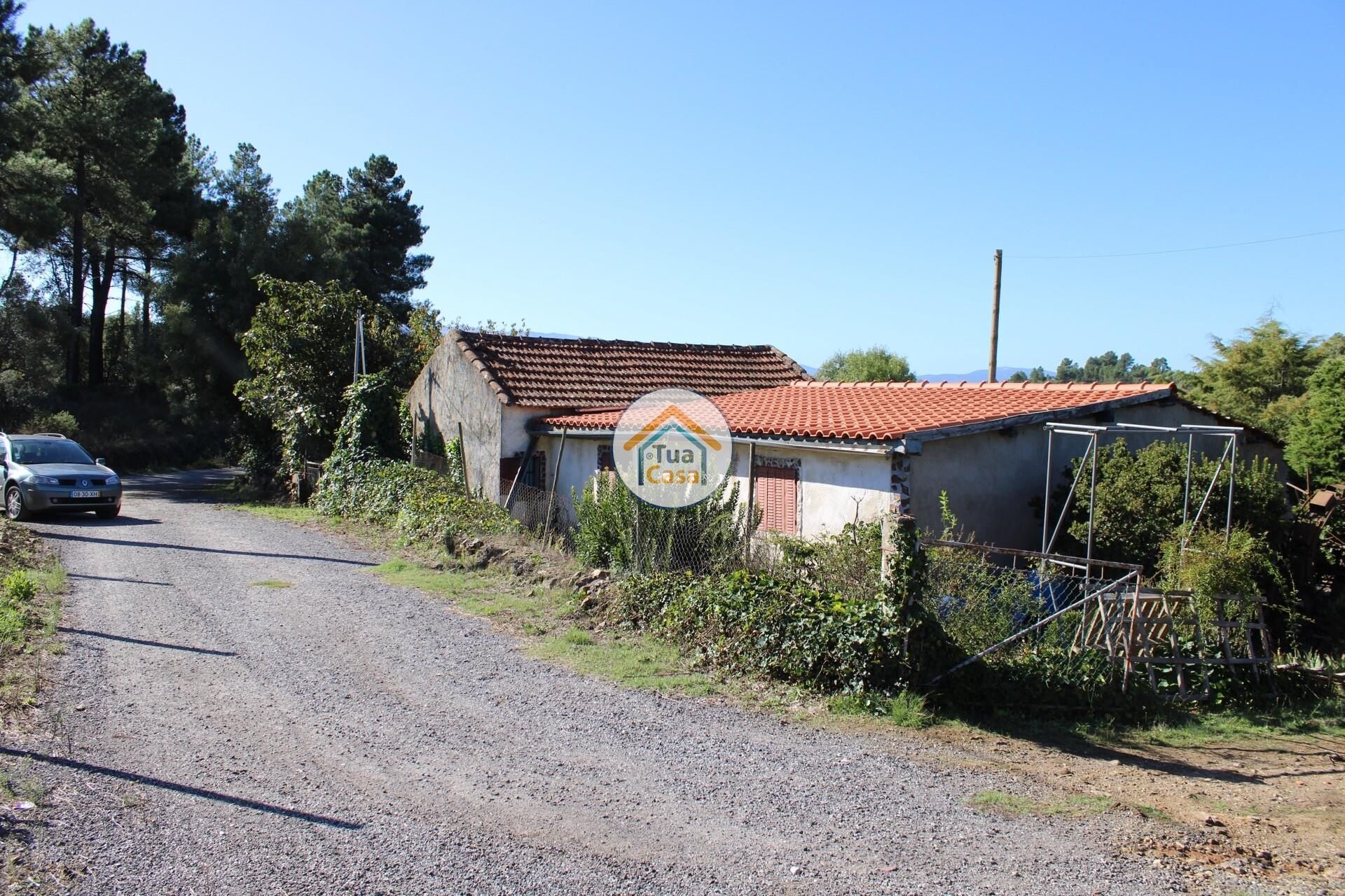 房子 在 Tortosendo, Castelo Branco District 12264966