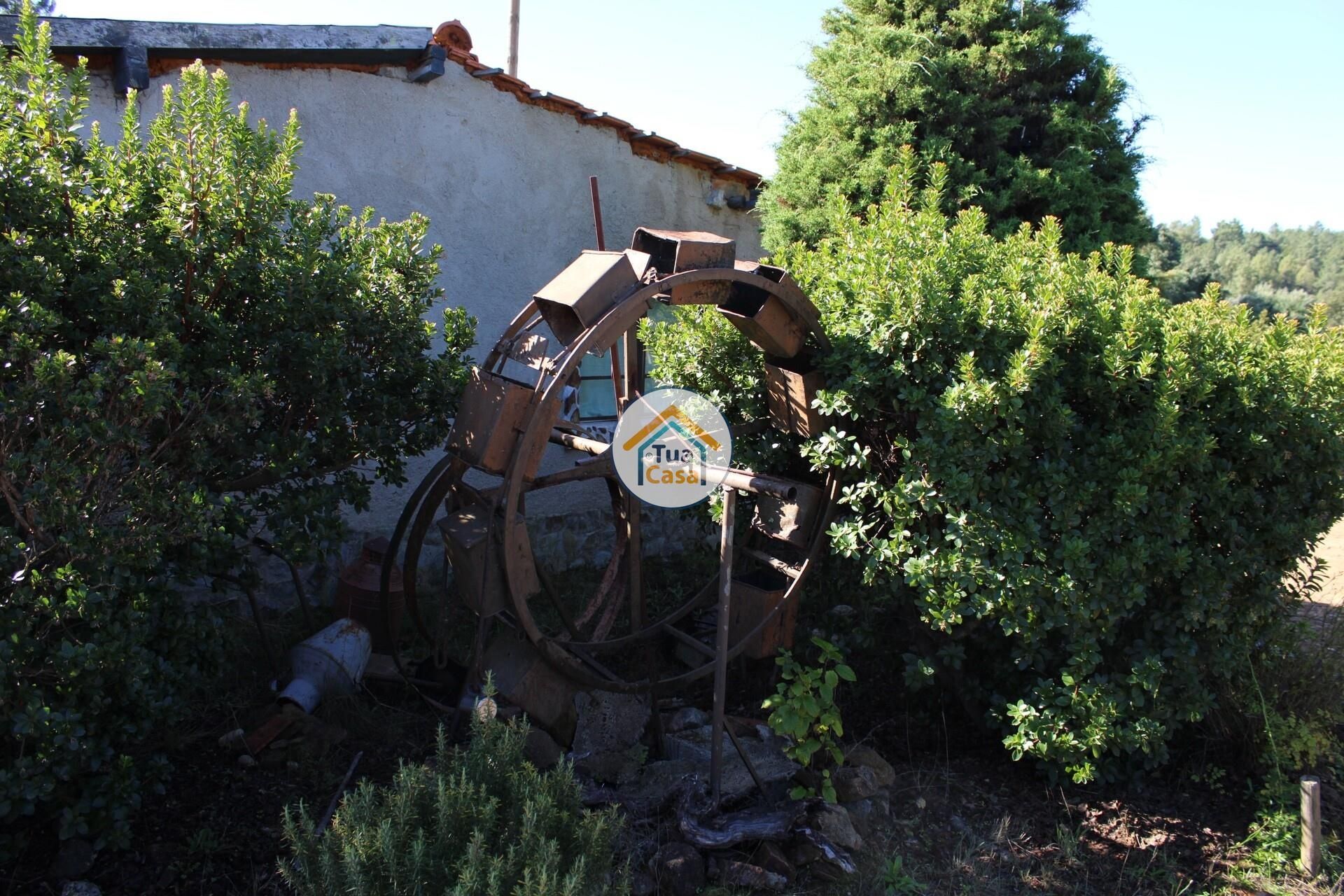 房子 在 Tortosendo, Castelo Branco District 12264966