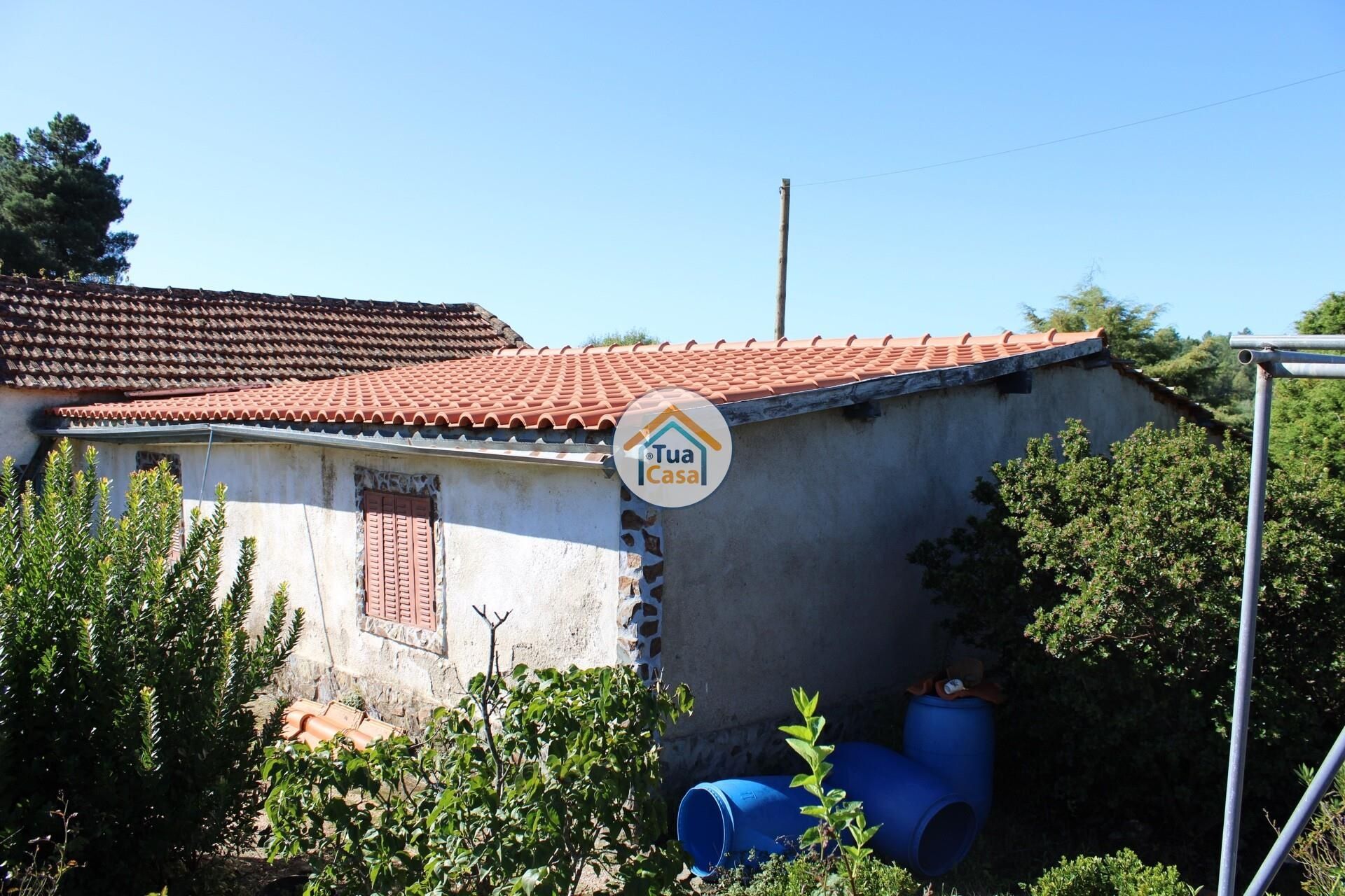 rumah dalam Tortosendo, Castelo Branco District 12264966