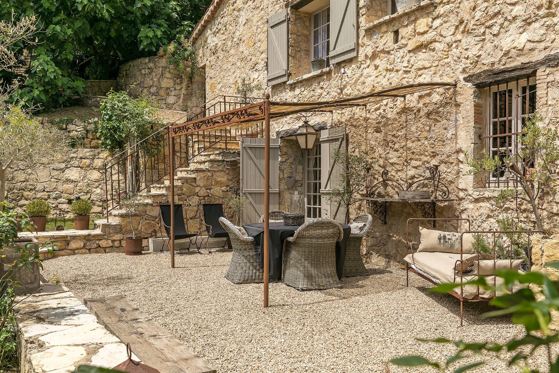 casa en Le Bosquet, Provence-Alpes-Cote d'Azur 12267817