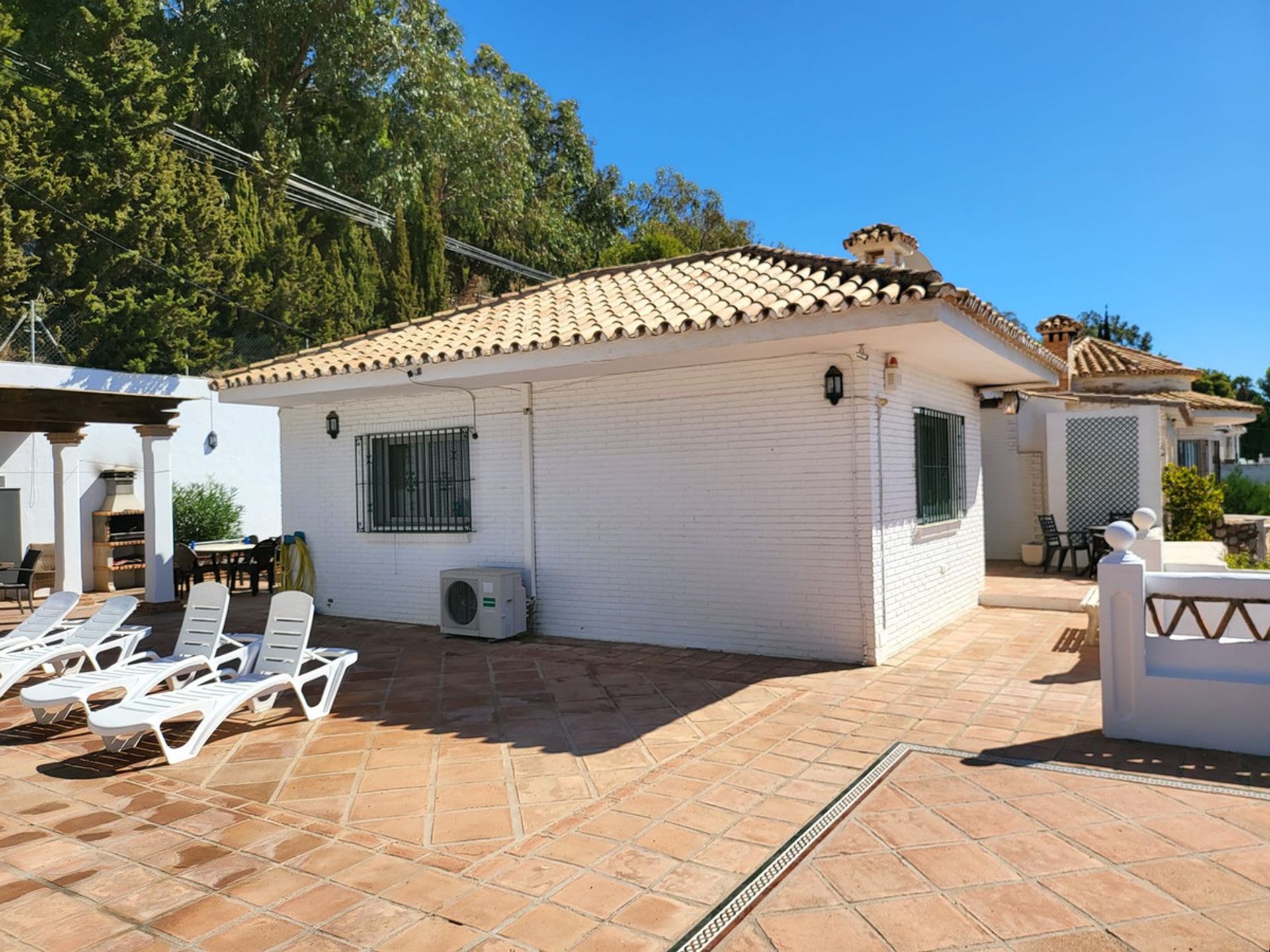 rumah dalam Santa Fe de los Boliches, Andalusia 12268013