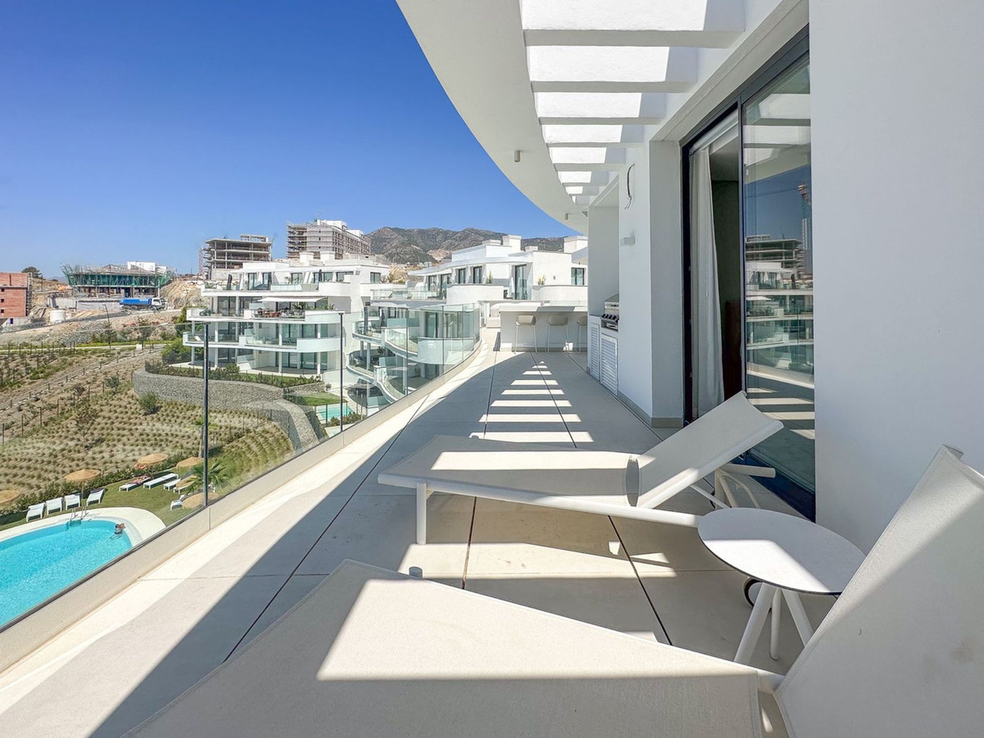 Condominium dans Fuengirola, Andalusia 12268022