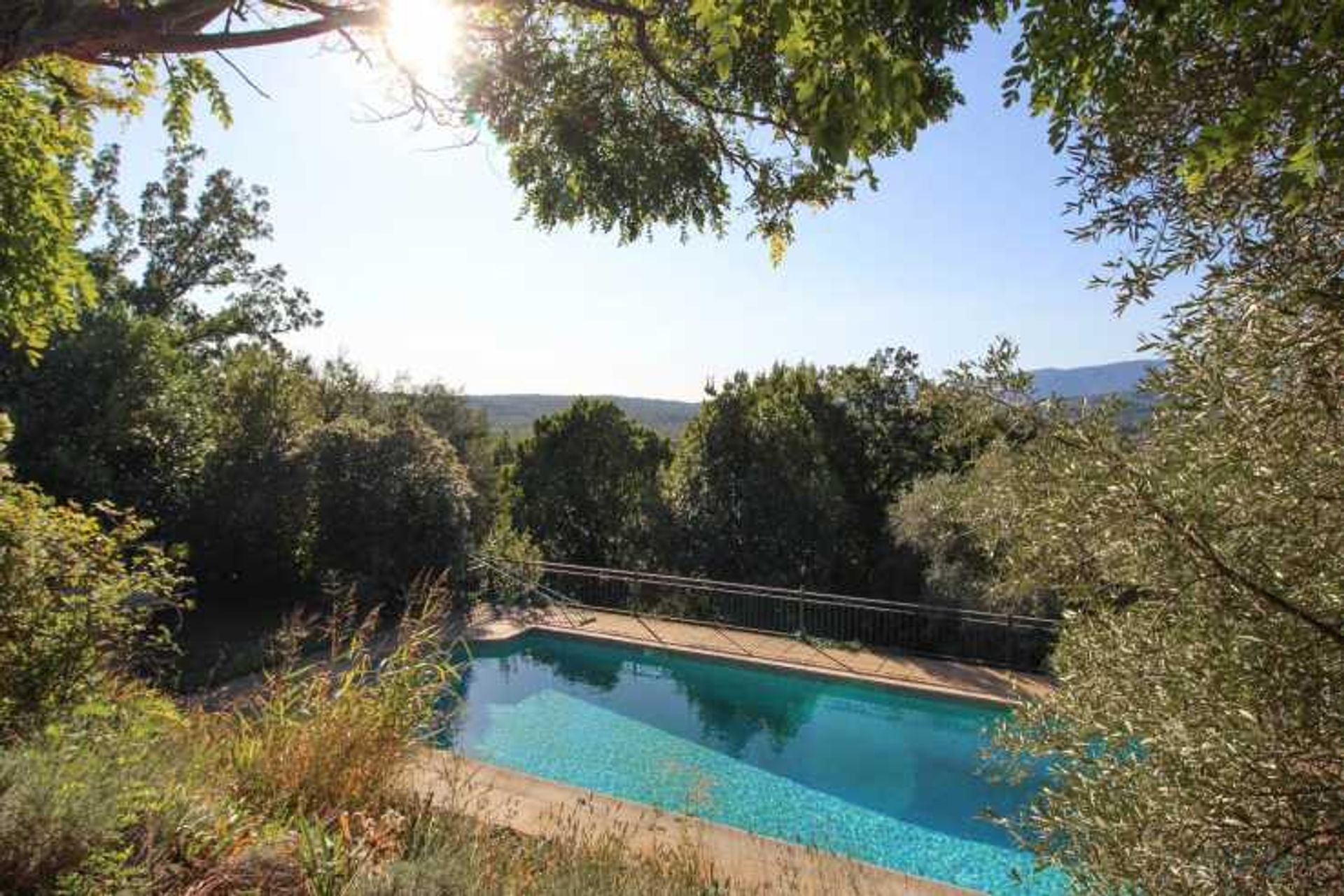 casa en Montauroux, Provence-Alpes-Côte d'Azur 12268457