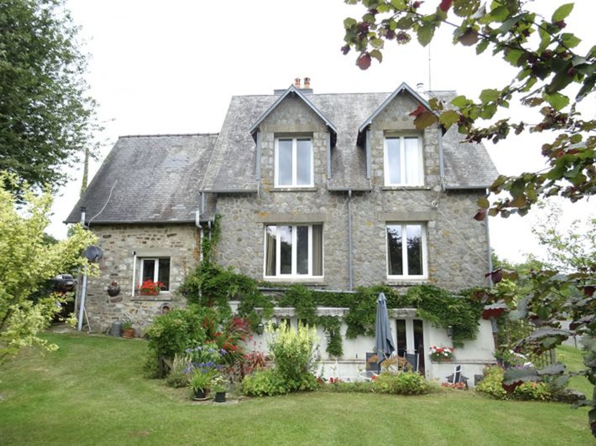 Casa nel Saint-Clement, Normandie 12269401