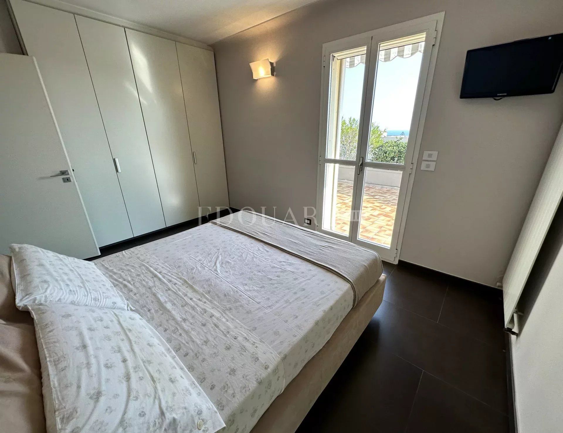 Condominium in Menton, Alpes-Maritimes 12270108