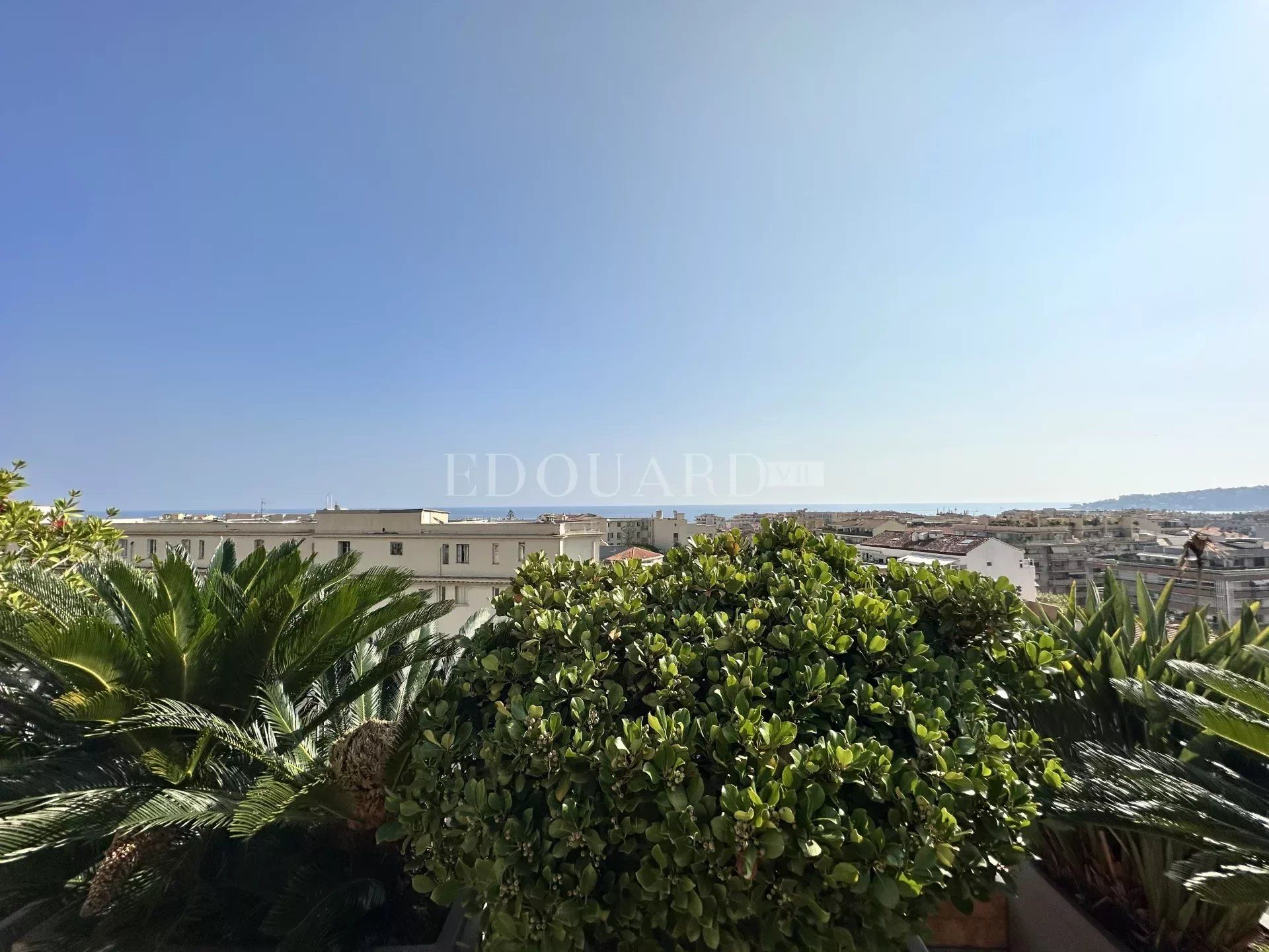 Condominium in Menton, Alpes-Maritimes 12270108