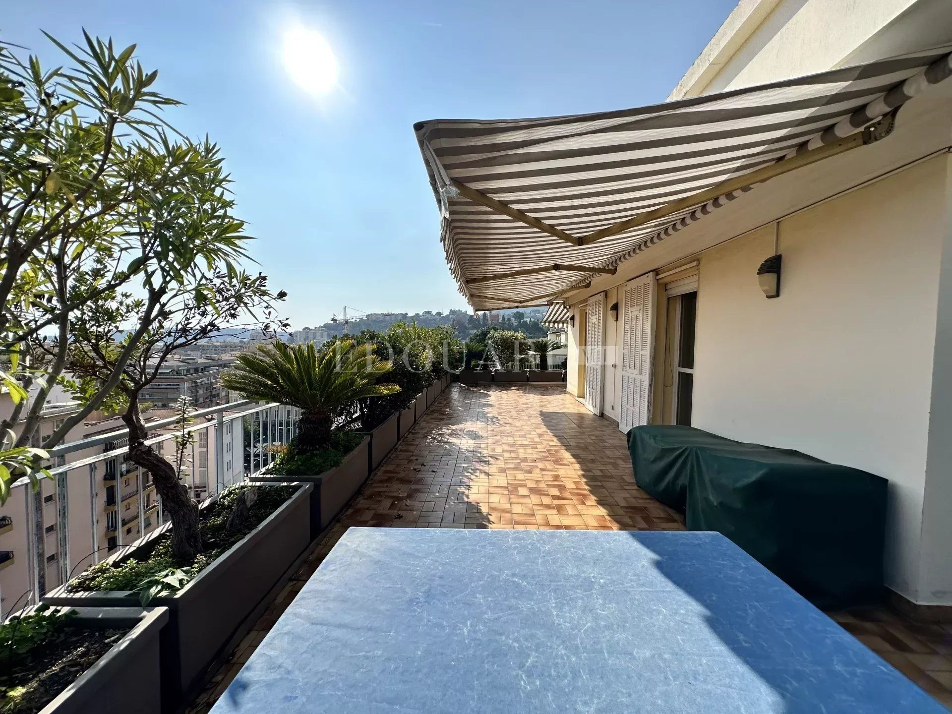 Condominium in Menton, Alpes-Maritimes 12270108