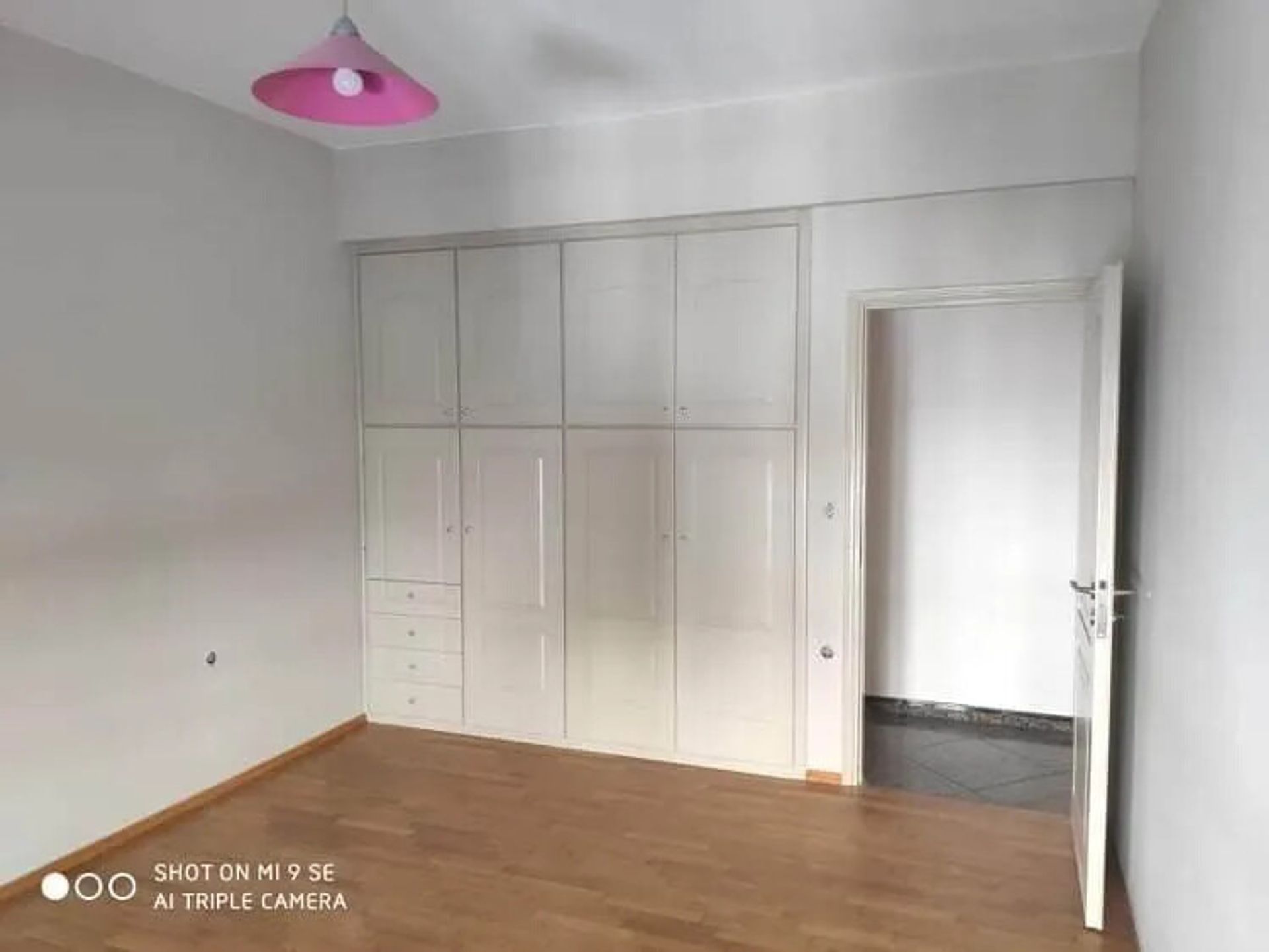 Condominium dans Nea Artaki,  12270561