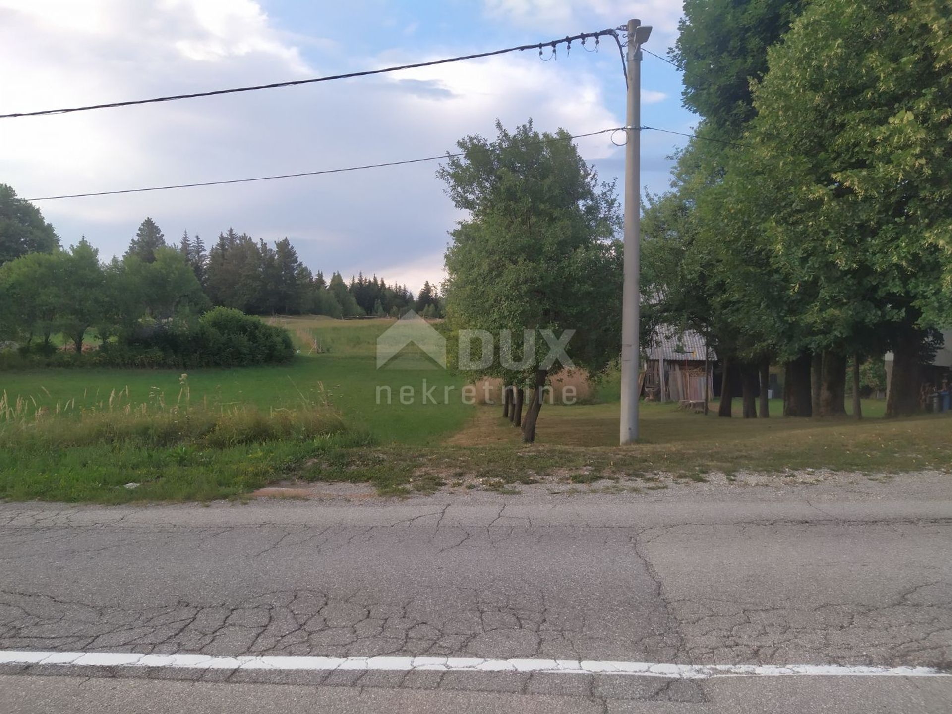 ארץ ב Kupjak, Primorje-Gorski Kotar County 12270573