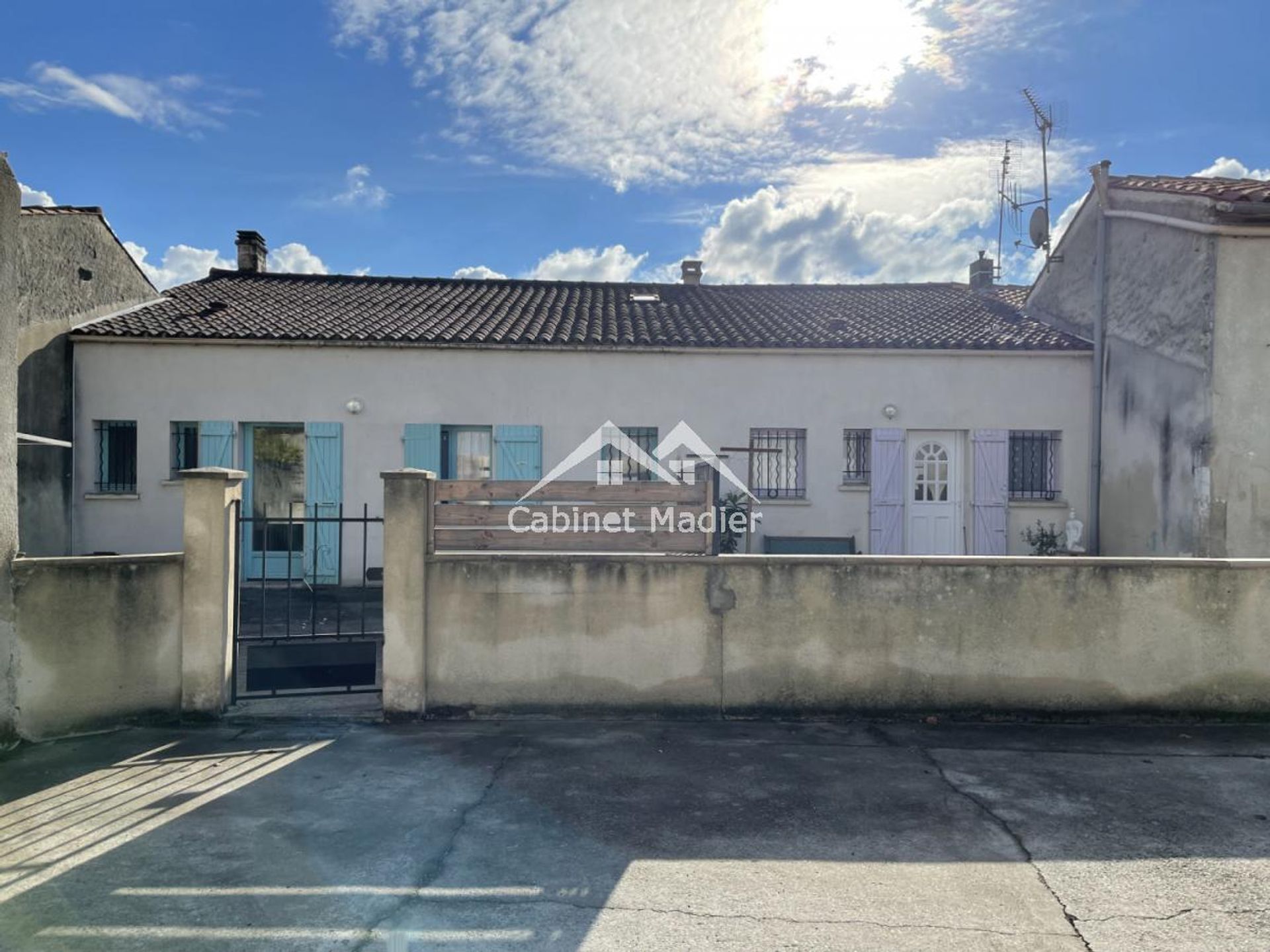 Casa nel Saint-Jean-d'Angély, Nouvelle-Aquitaine 12271672