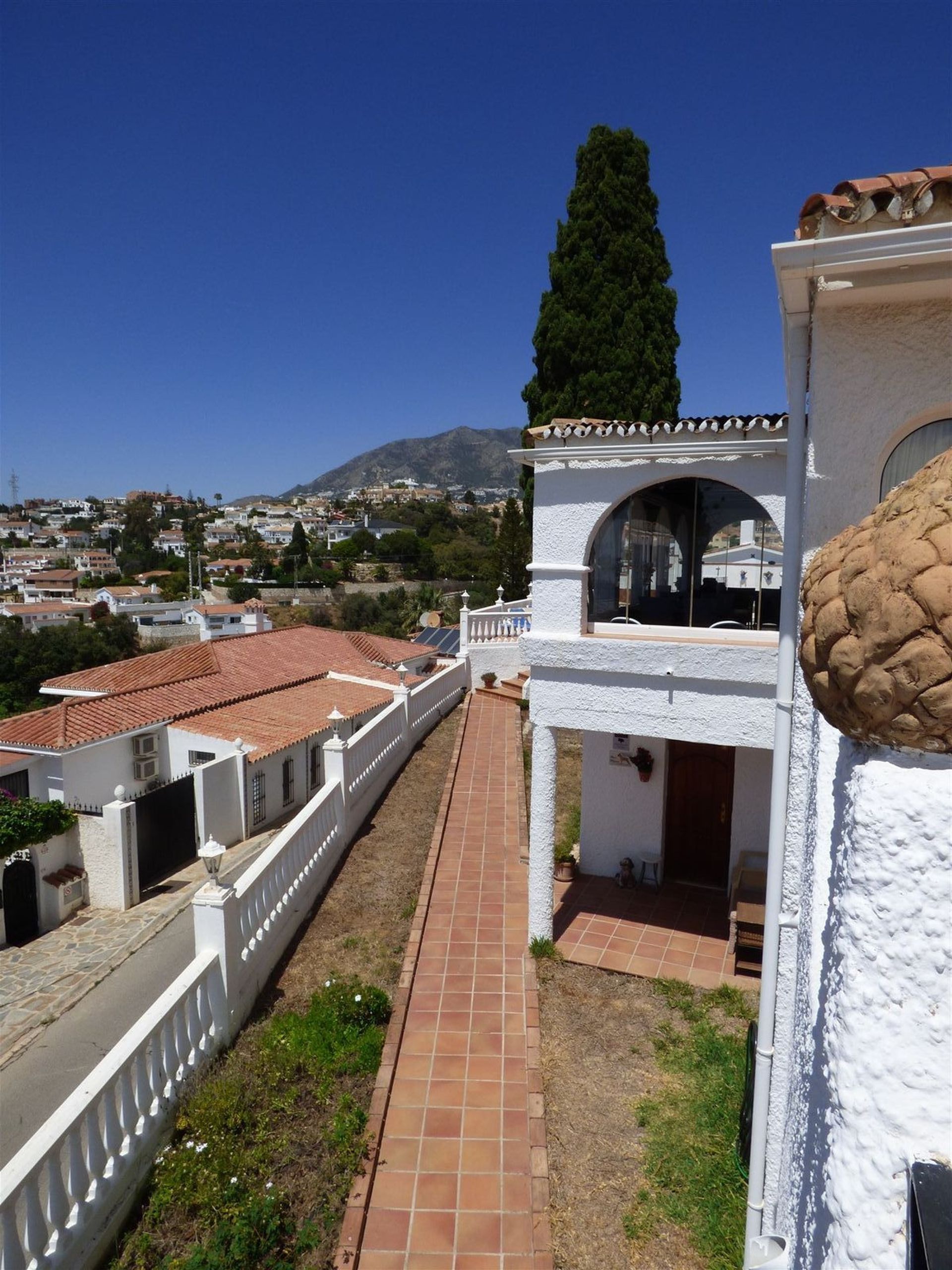 Hus i Torreblanca, Valencian Community 12271974