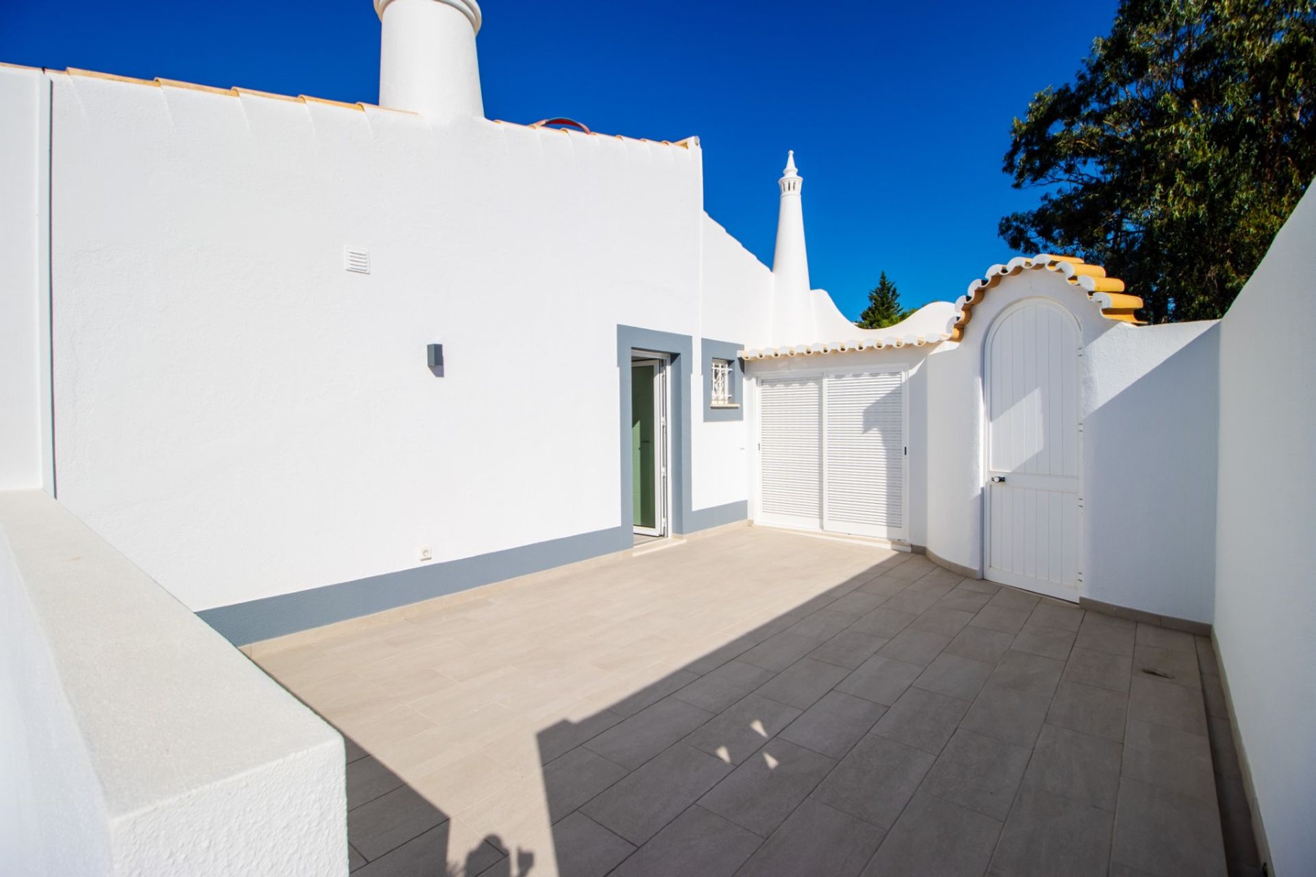 Hus i Vila do Bispo, Faro District 12272000