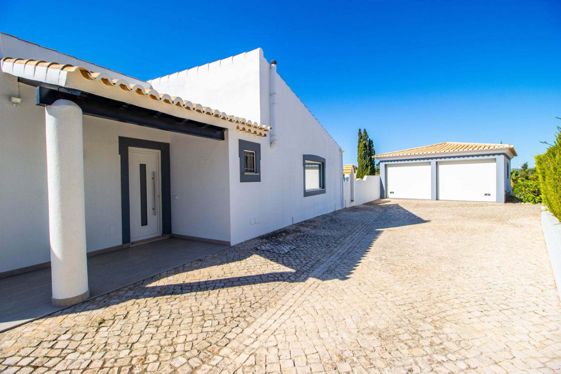 Hus i Vila do Bispo, Faro District 12272000