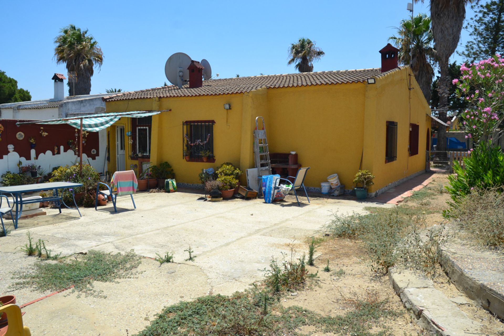 House in Chiclana de la Frontera, Andalucía 12272006