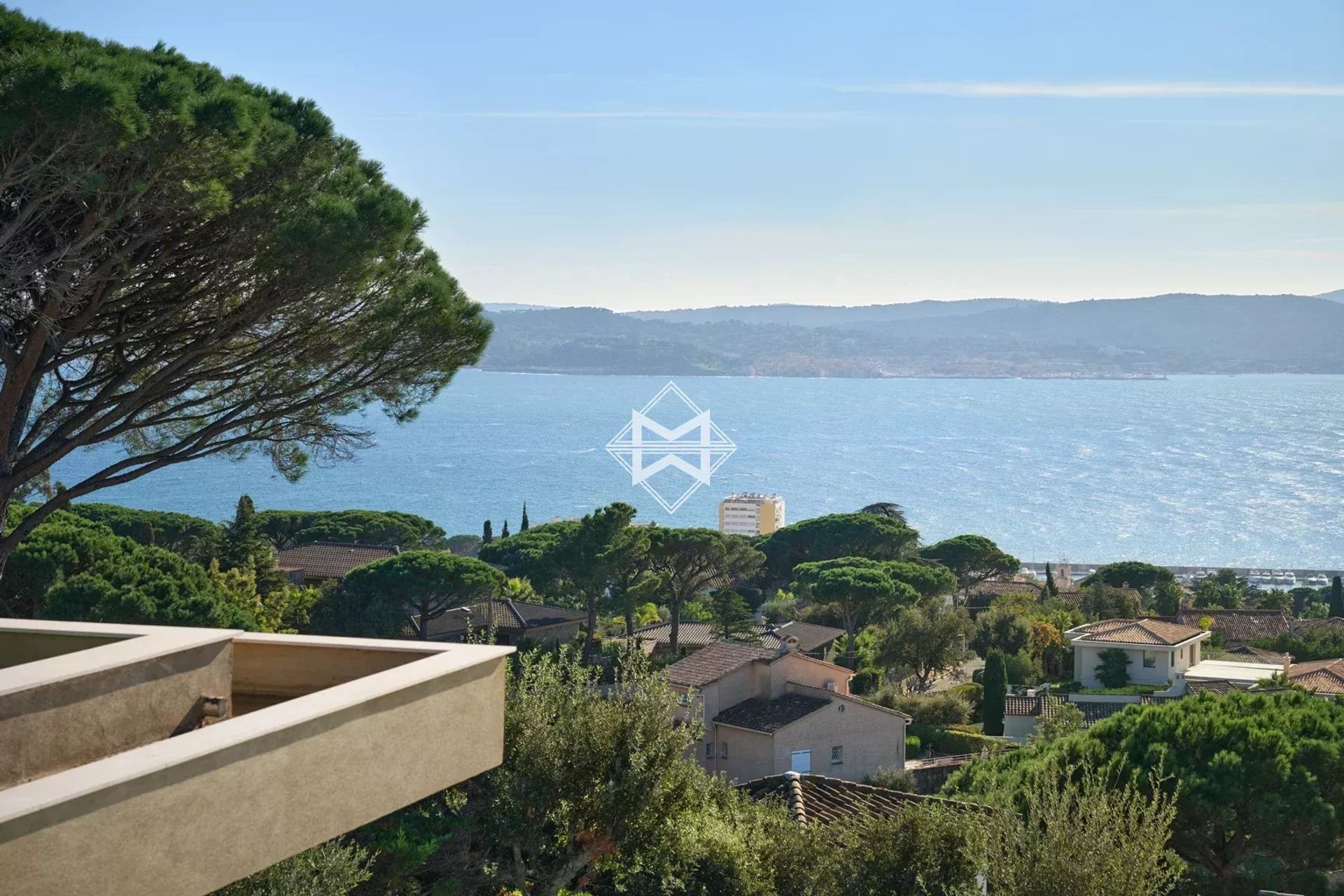 House in Sainte-Maxime, Provence-Alpes-Cote d'Azur 12272723