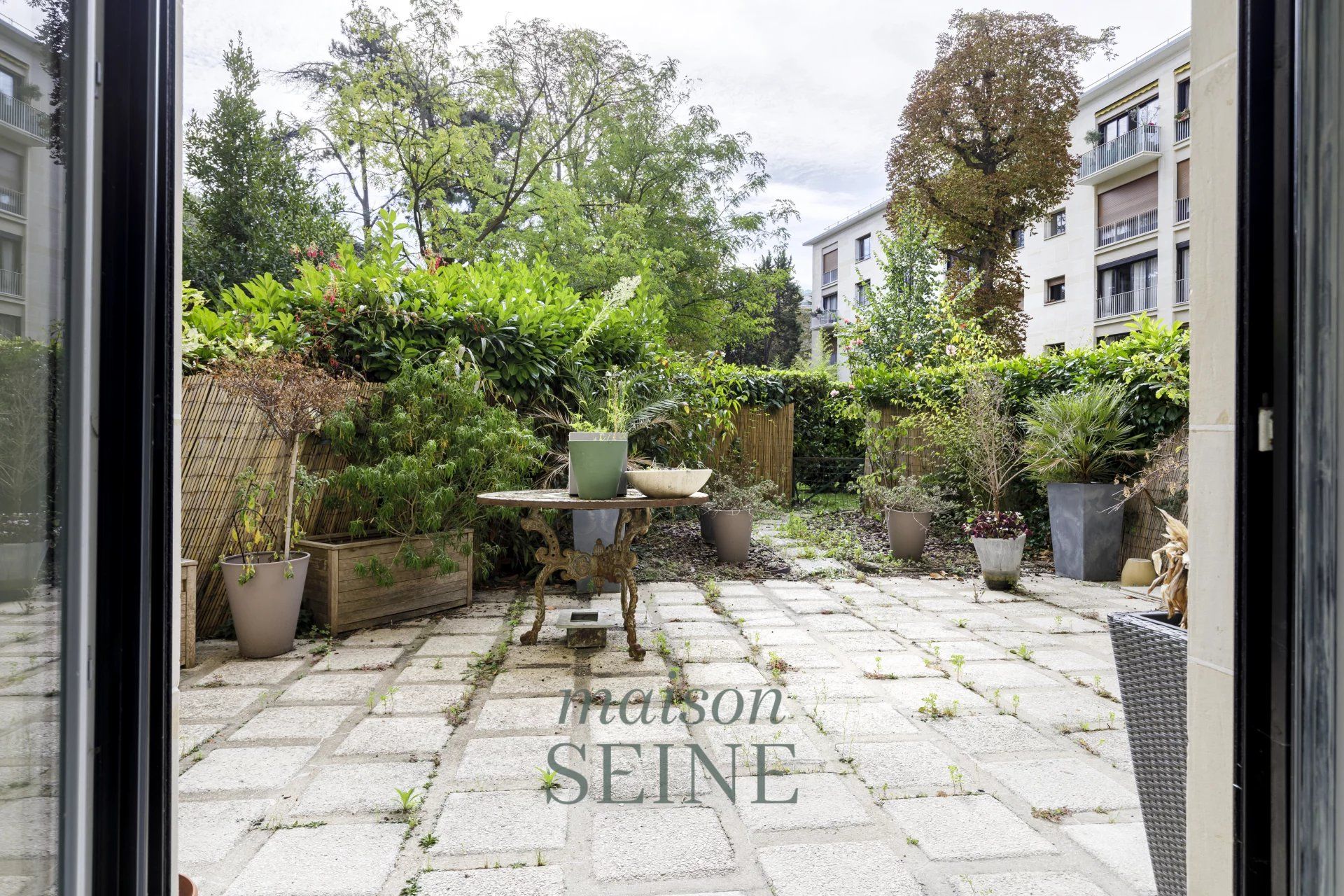 Кондоминиум в Neuilly-sur-Seine, Hauts-de-Seine 12272761