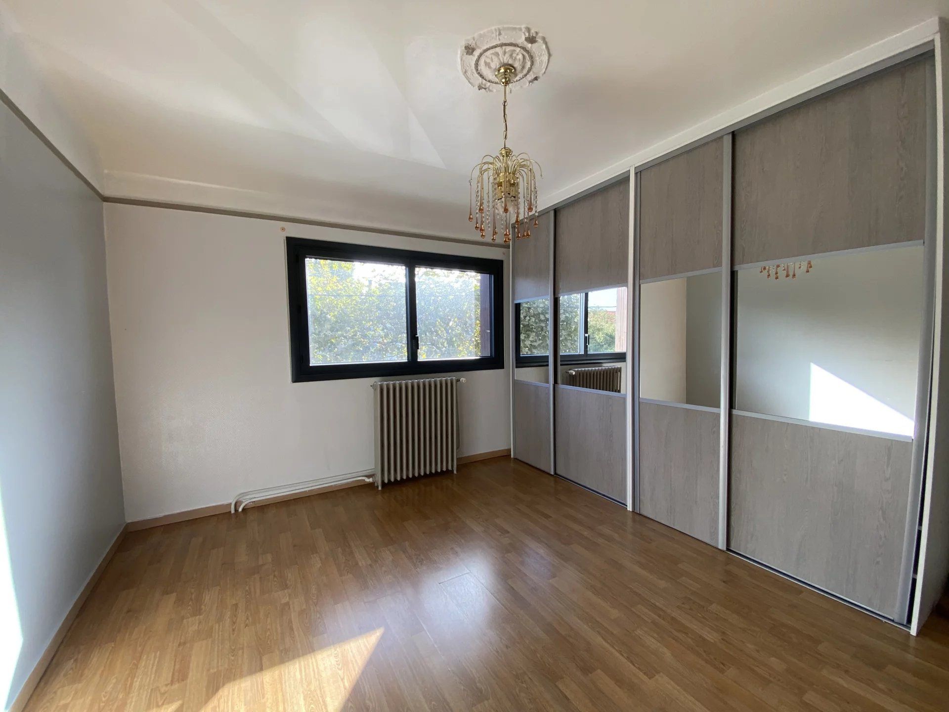 بيت في Champigny-sur-Marne, Val-de-Marne 12272798