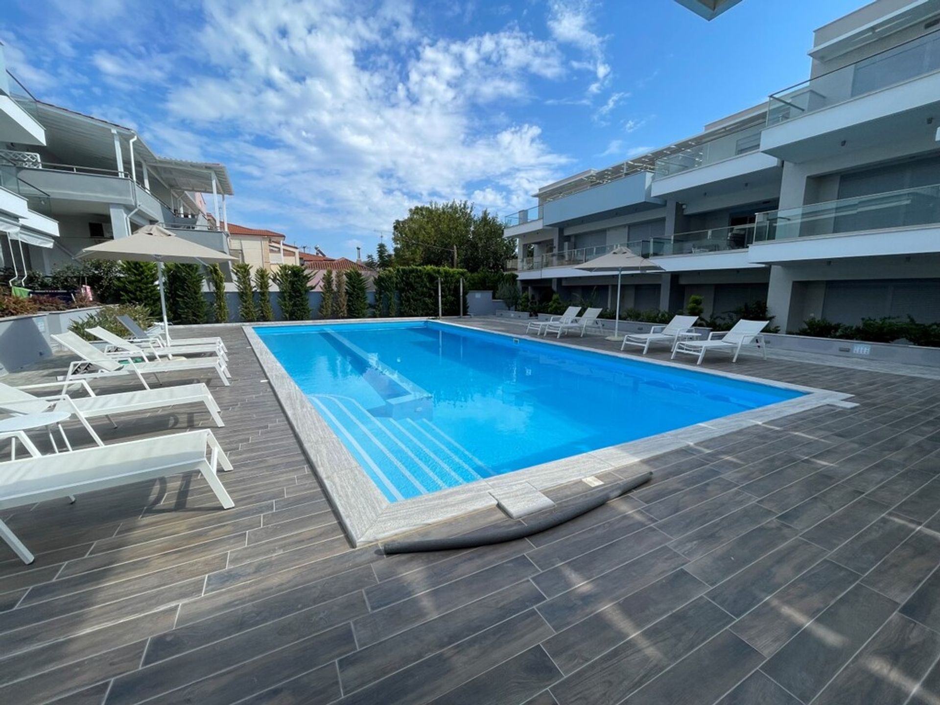 Condominium dans Νικήτη,  12273556