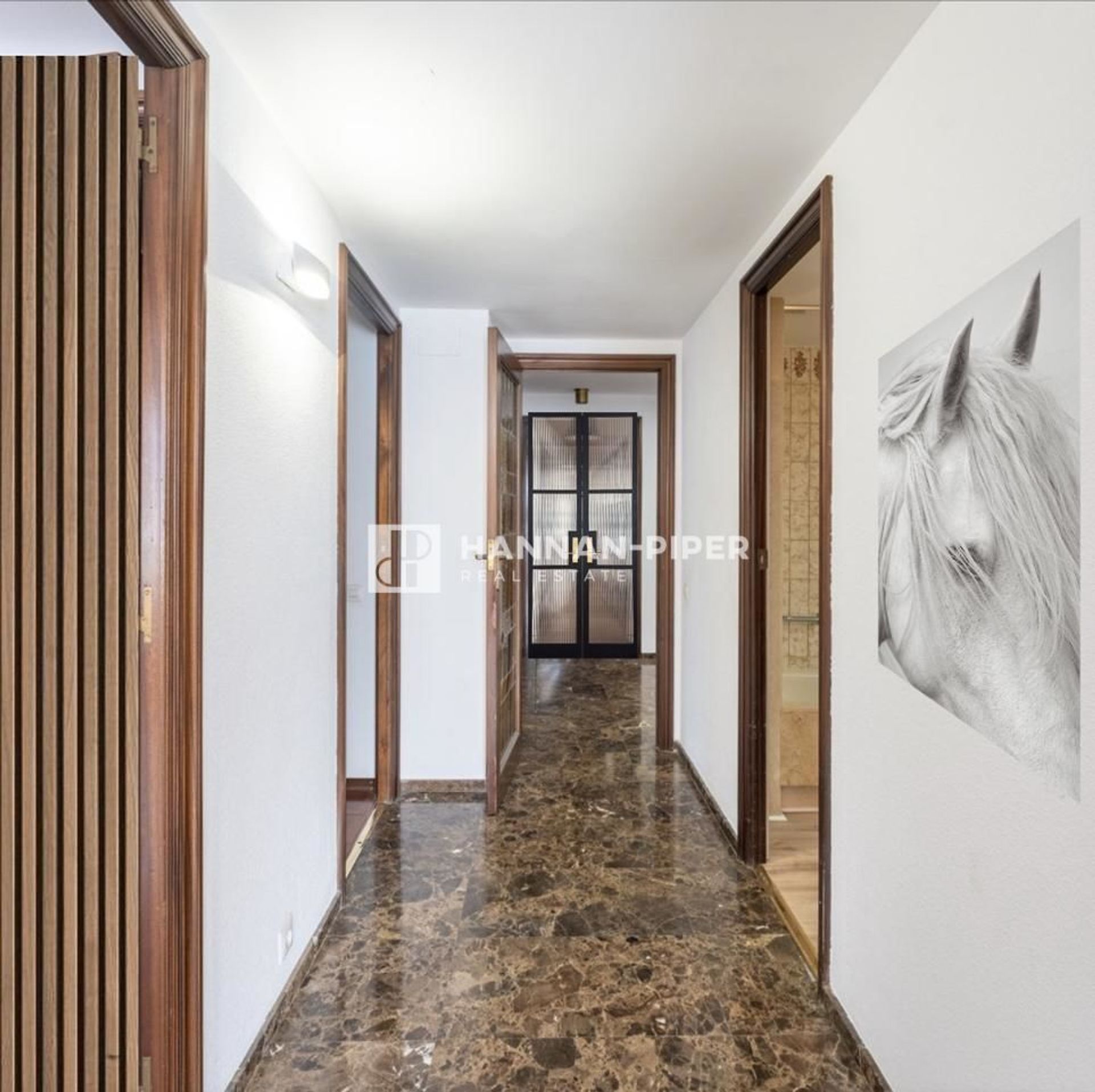 Condominio en Barcelona, Cataluña 12273894